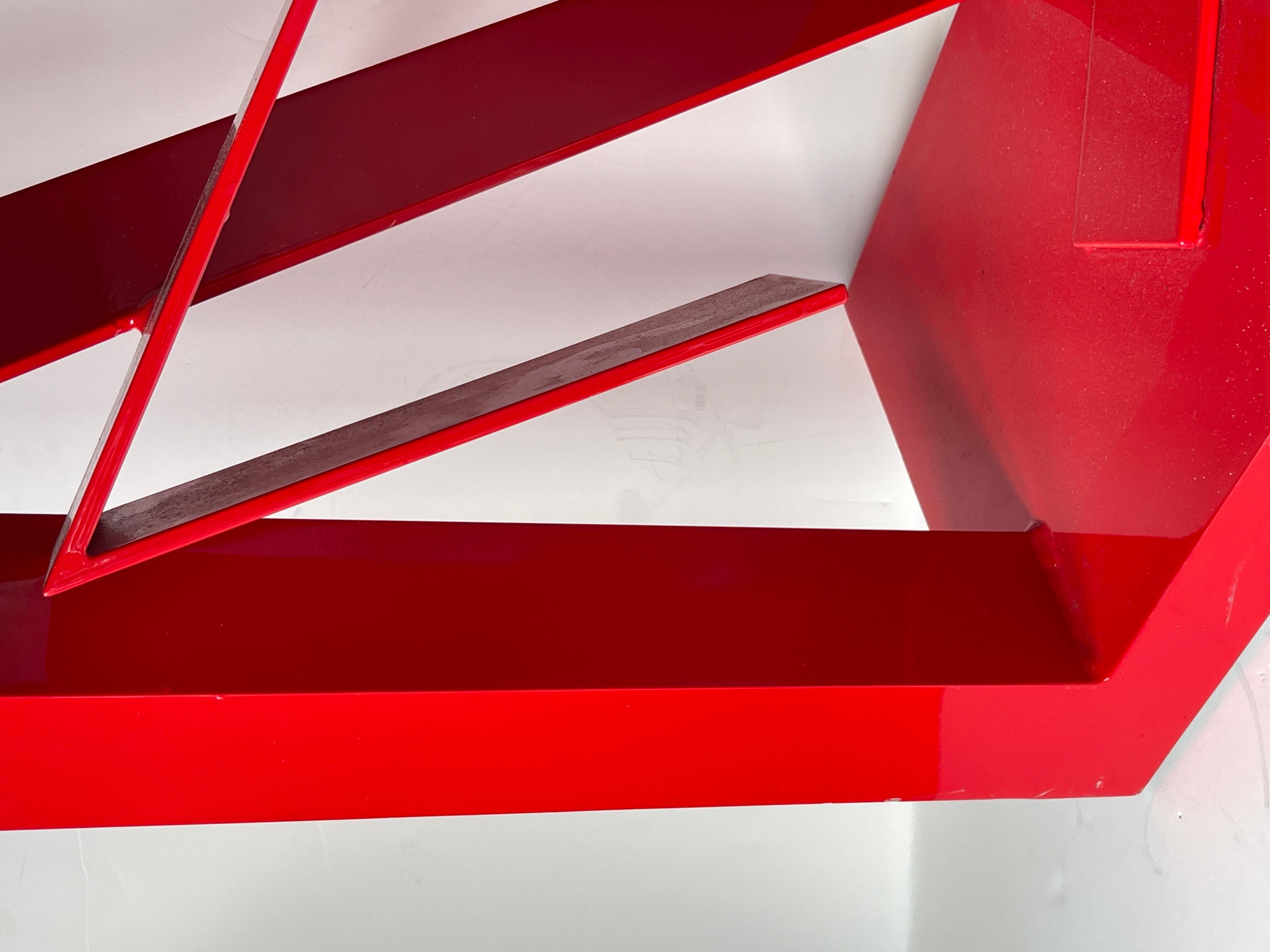 Alluminio Scultura da tavolo astratta di metà secolo in alluminio laccato rosso, stile Jane Manus in vendita