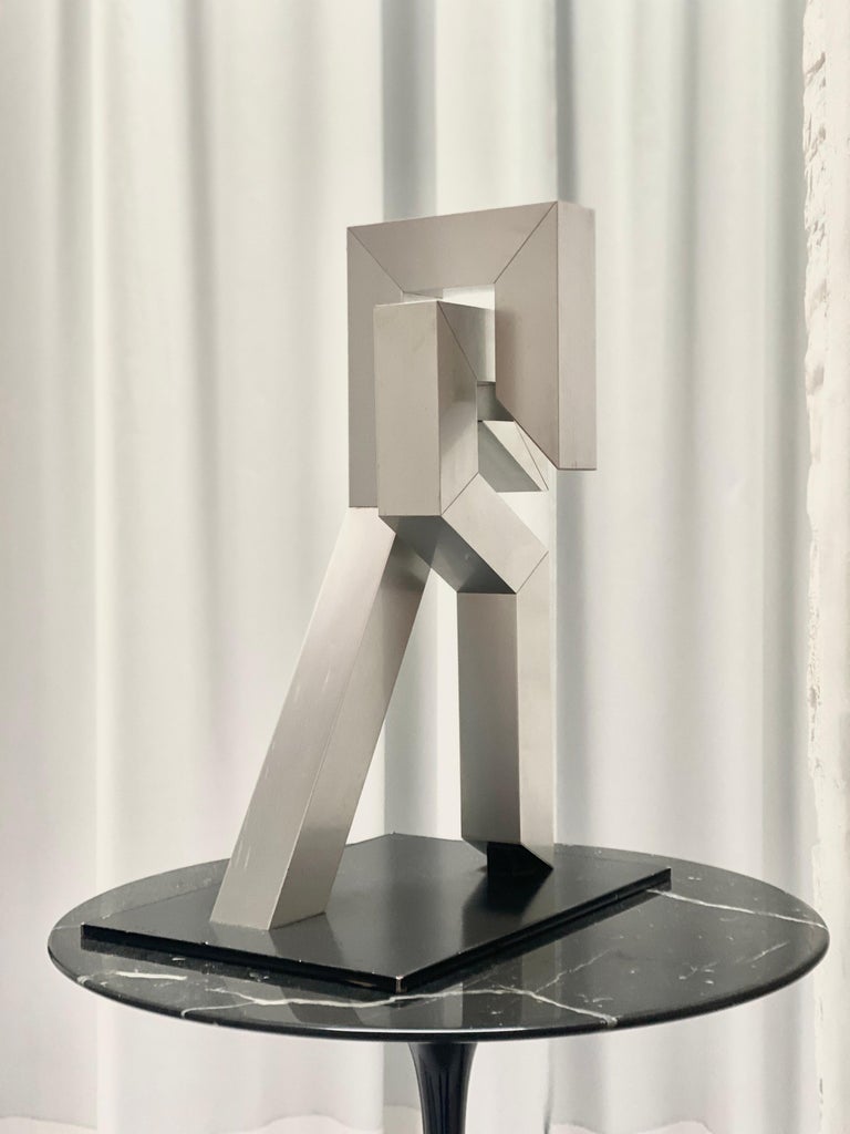 Minimalist Abstract minimalist geometric sculpture in aluminum, 1970s For Sale