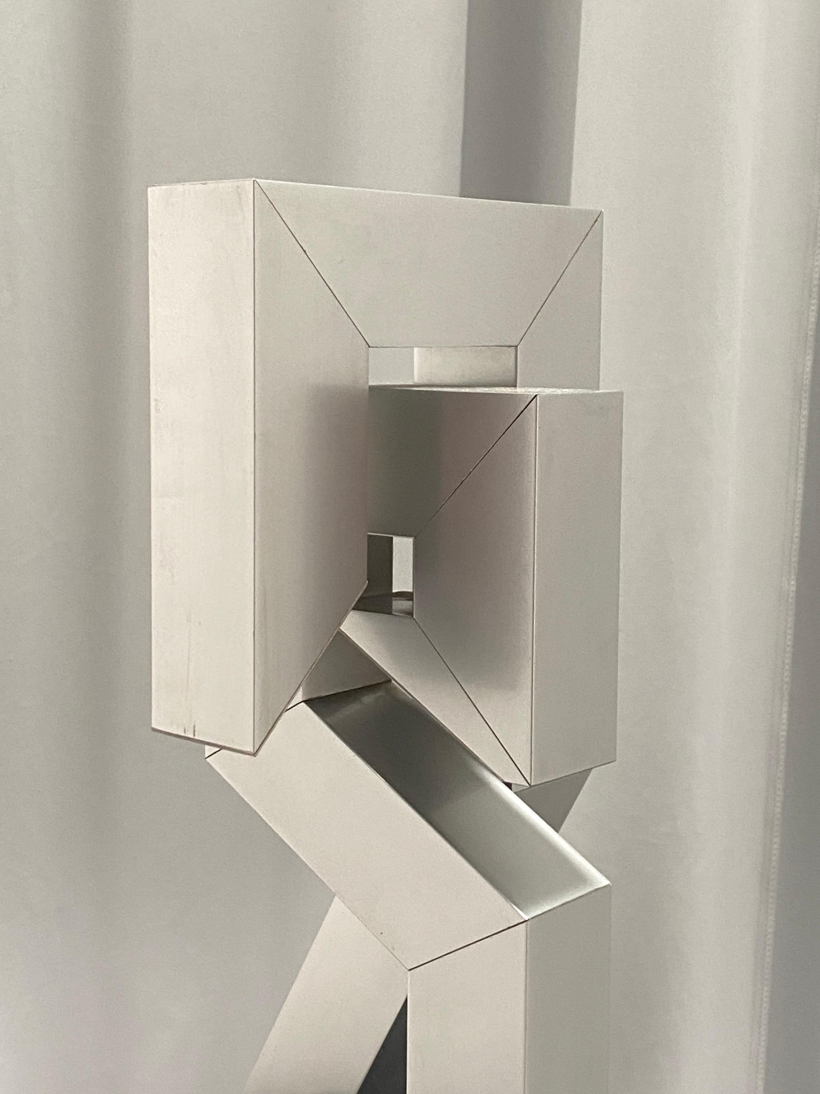 Metal Abstract minimalist geometric sculpture in aluminum, 1970s