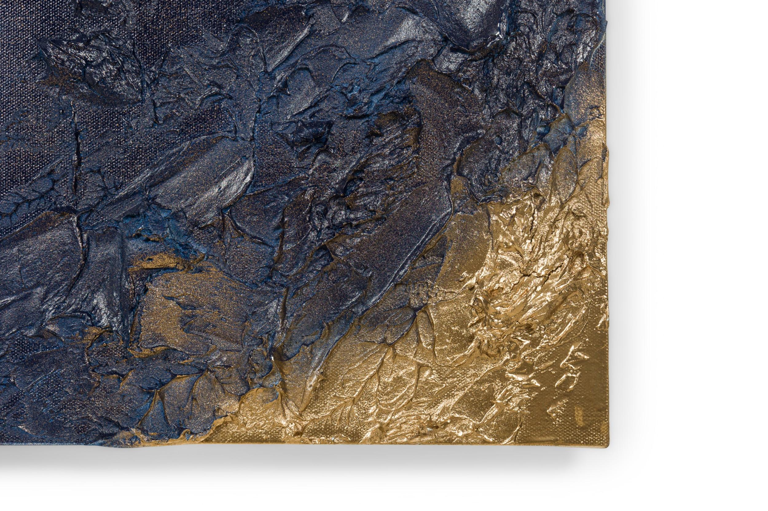 Abstraktes Diptychon in Mischtechnik in Gold & Blau Texturierte Gemälde auf Leinwand (Radiert) im Angebot