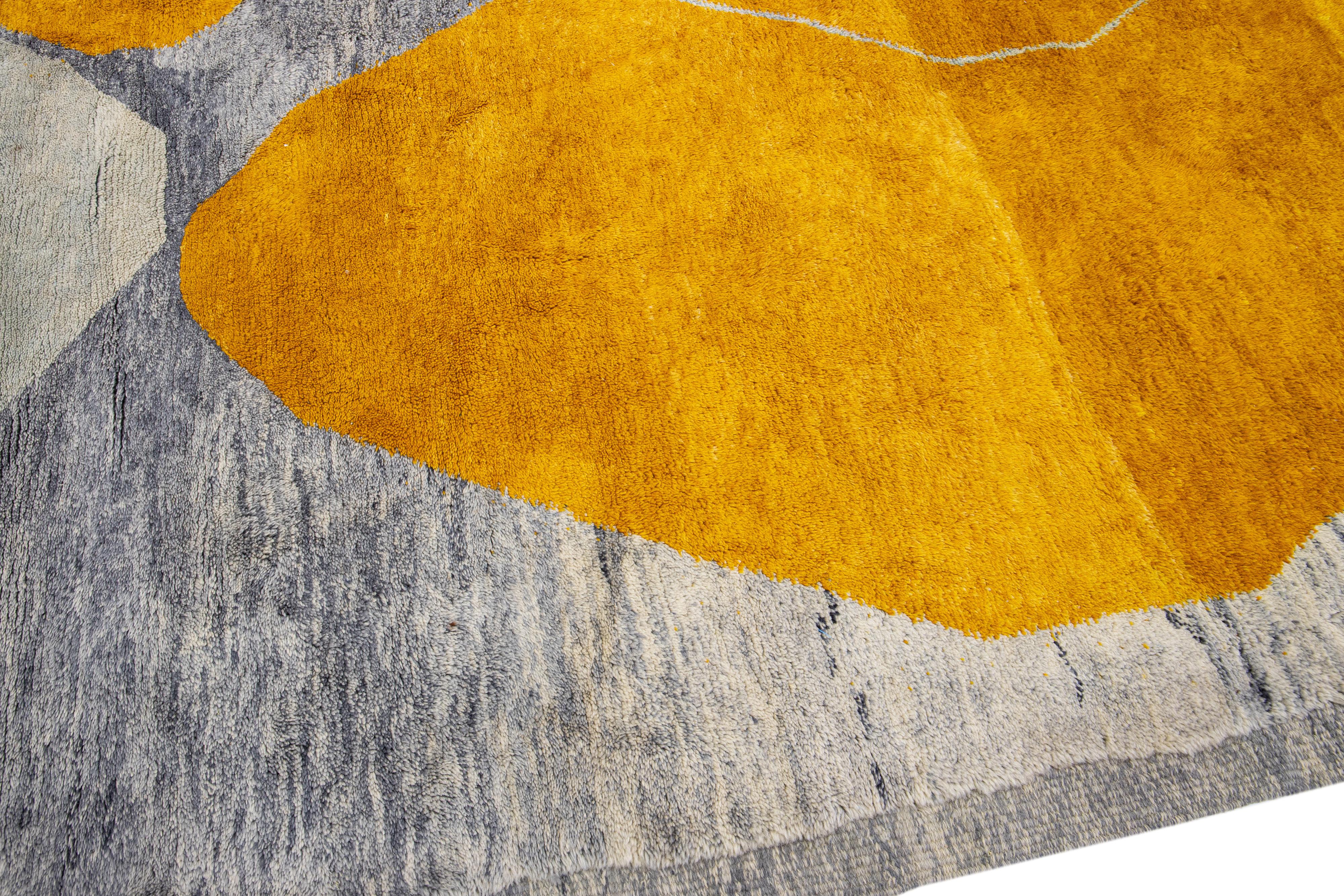 Abstract Modern Moroccan Handmade Gray & Goldenrod Wool Rug For Sale 2