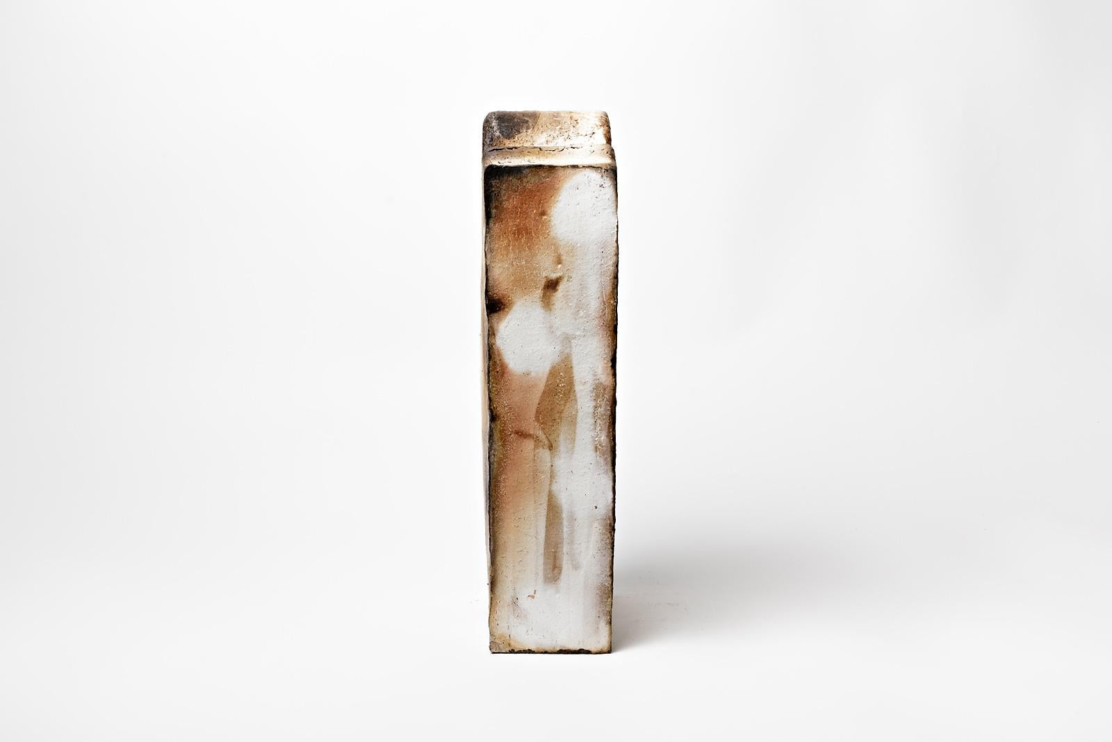 Abstrakte moderne Keramikskulptur aus Steingut von Regnier in den Farben La Borne Brown (Moderne) im Angebot