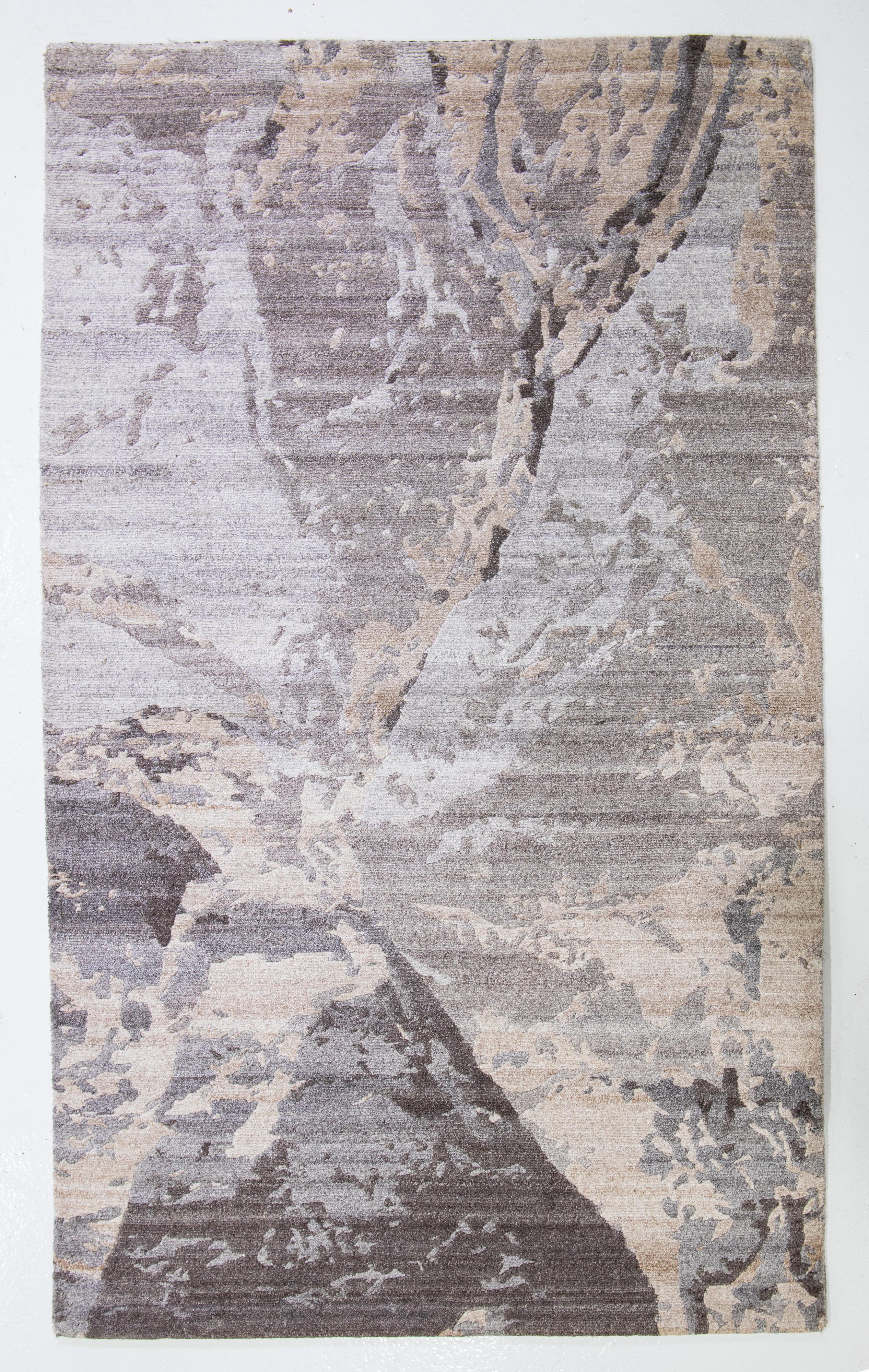 Abstrakter moderner tibetischer Wollteppich in Grau und Beige (Handgeknüpft) im Angebot