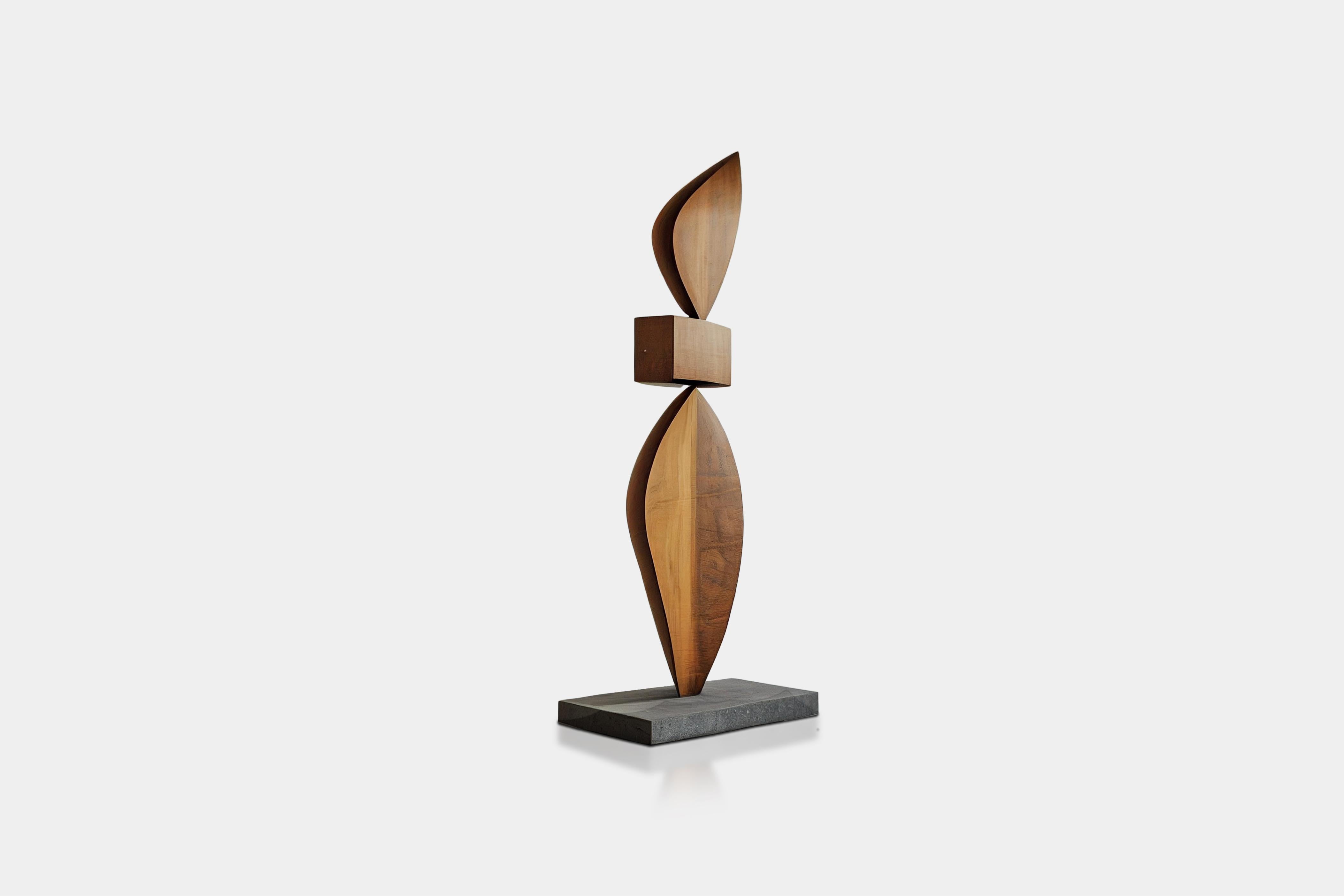 Escultura moderna abstracta de madera, Still Stand No1 de Joel Escalona Brutalista en venta