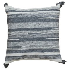 Coussin moderne abstrait en laine et coton gris