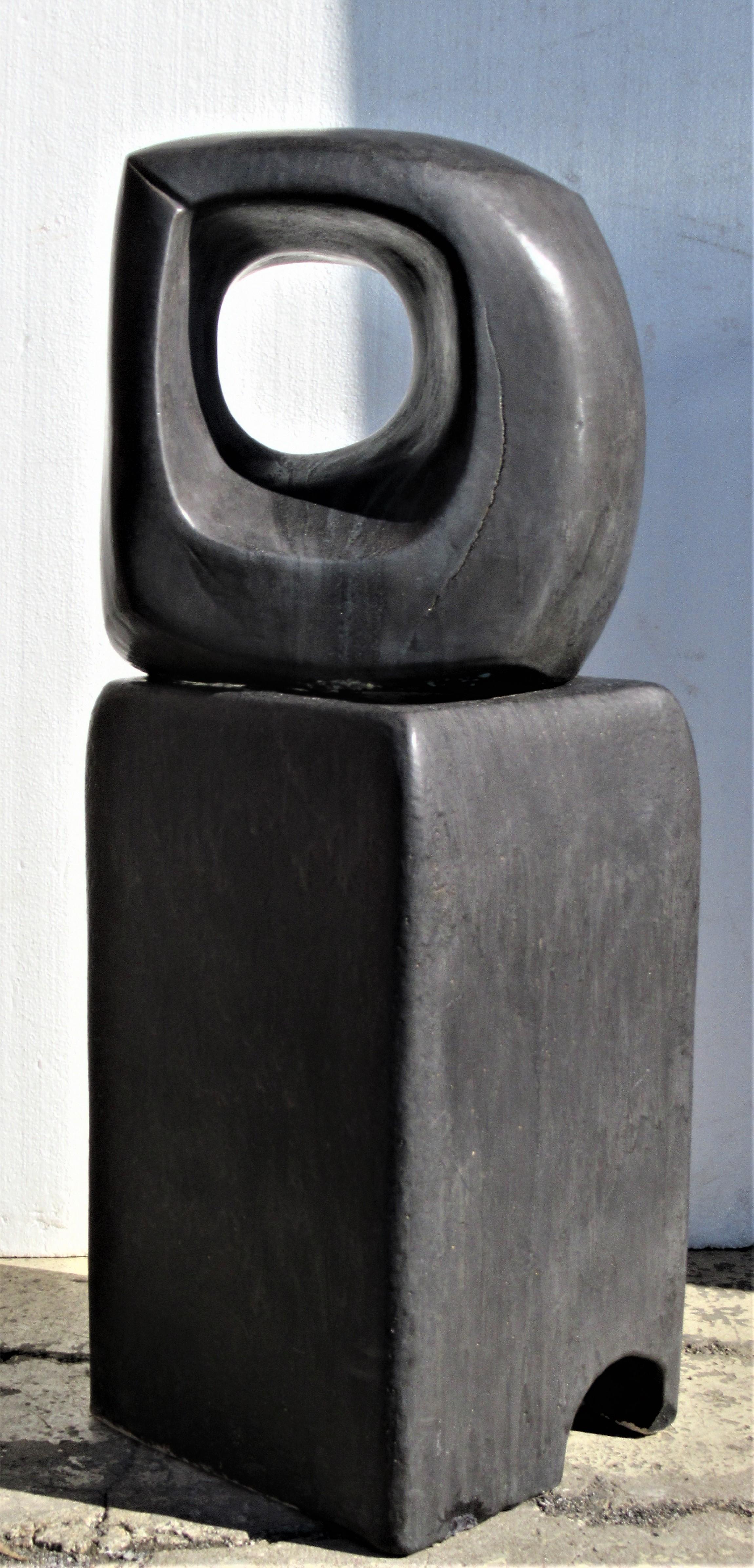 Abstract Modern Ceramic Sculpture in the Style of Barbara Hepworth In Good Condition In Rochester, NY