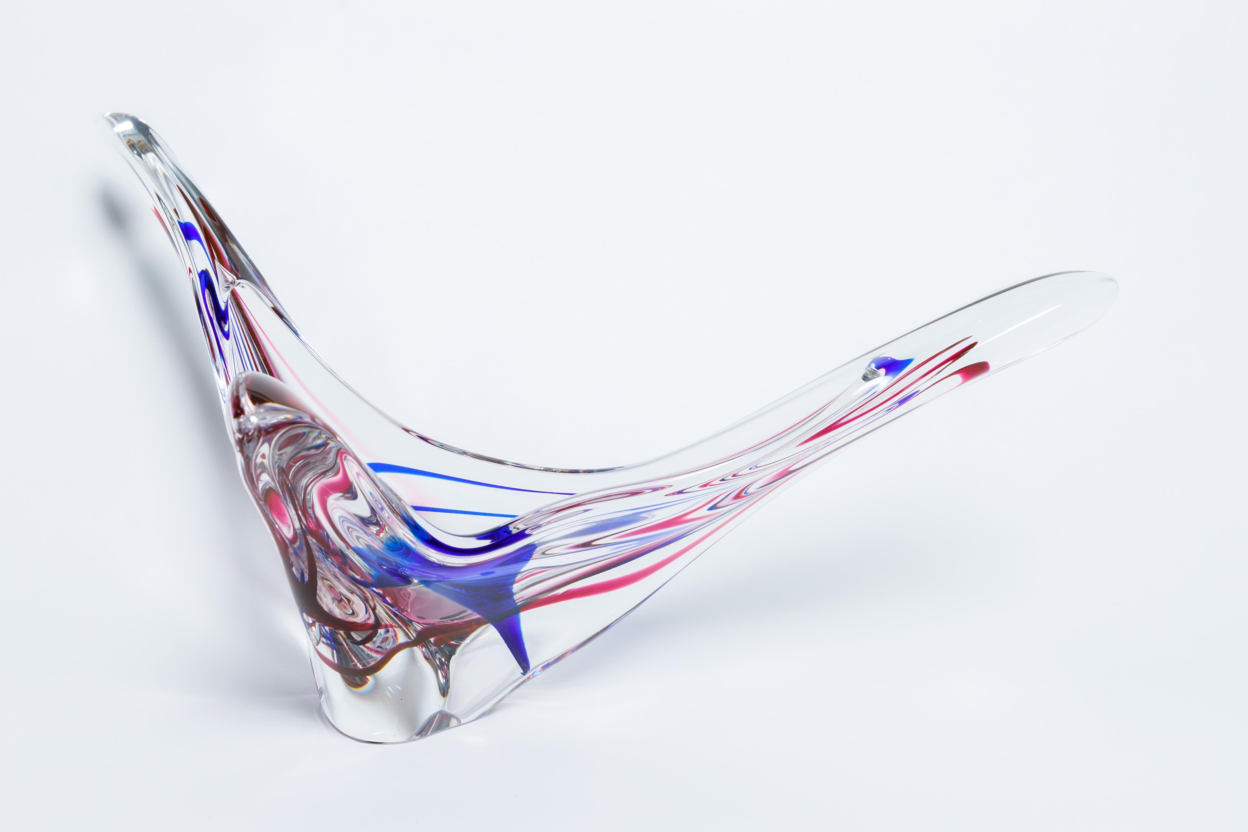 Abstract Murano Glass Blow, Clear with Red and Blue In Excellent Condition For Sale In Bridgehampton, NY