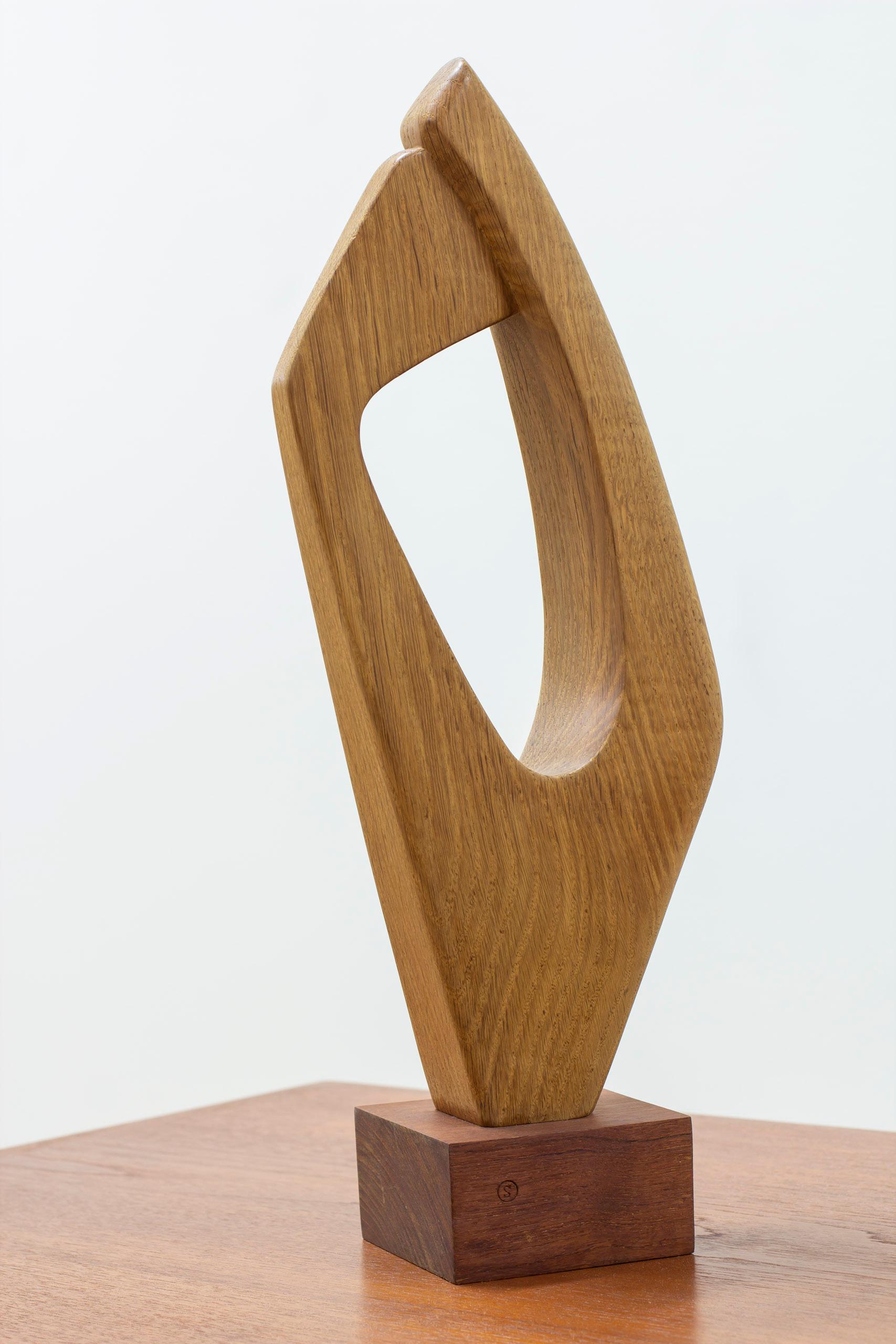 Abstrakte Skulptur aus Eiche und Teakholz des schwedischen Künstlers Sven Olsson (Skandinavische Moderne) im Angebot