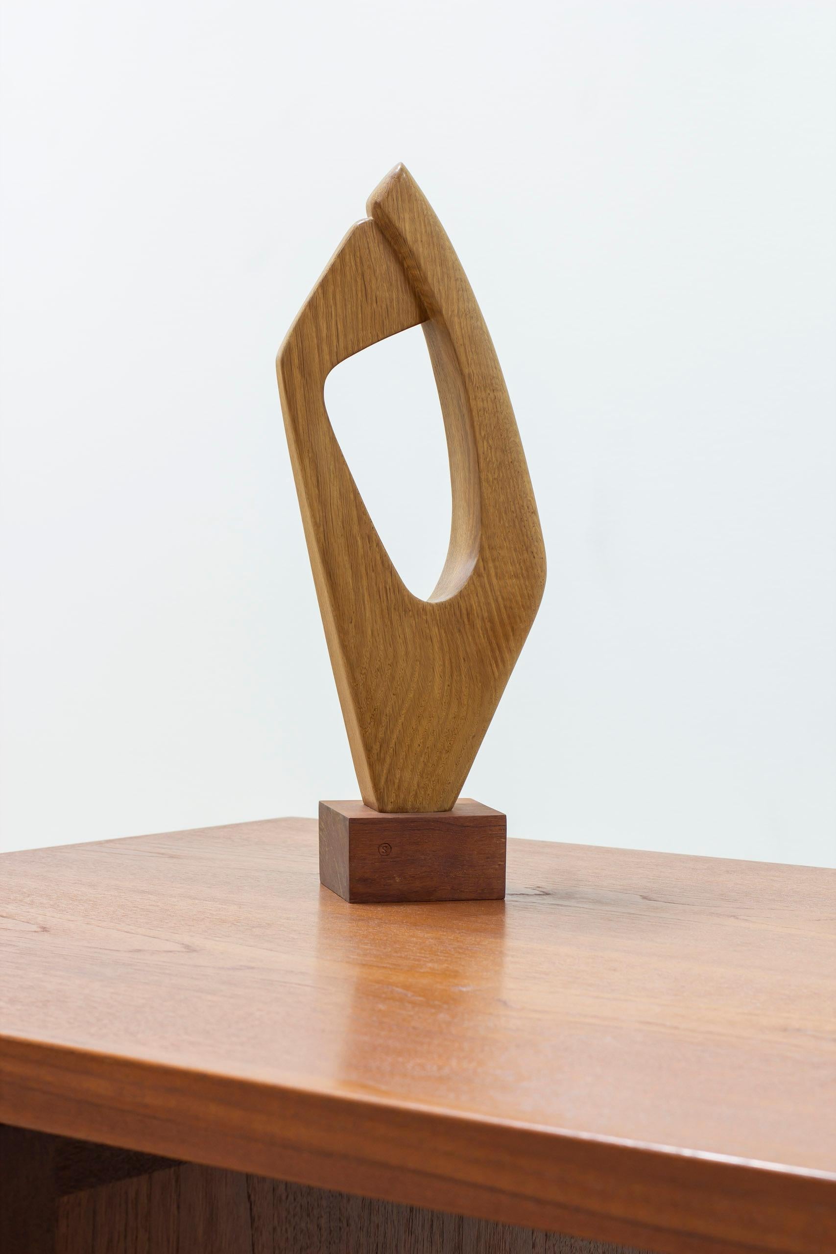 Abstrakte Skulptur aus Eiche und Teakholz des schwedischen Künstlers Sven Olsson im Angebot 1