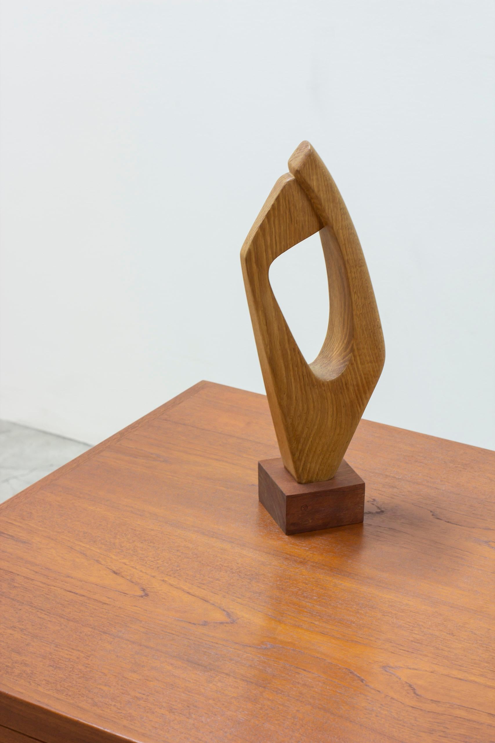 Abstrakte Skulptur aus Eiche und Teakholz des schwedischen Künstlers Sven Olsson im Angebot 2
