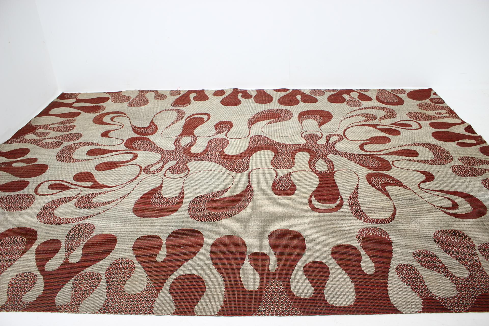 Czech Abstract Organic Modernist Design Carpet / Rug, 1960s For Sale