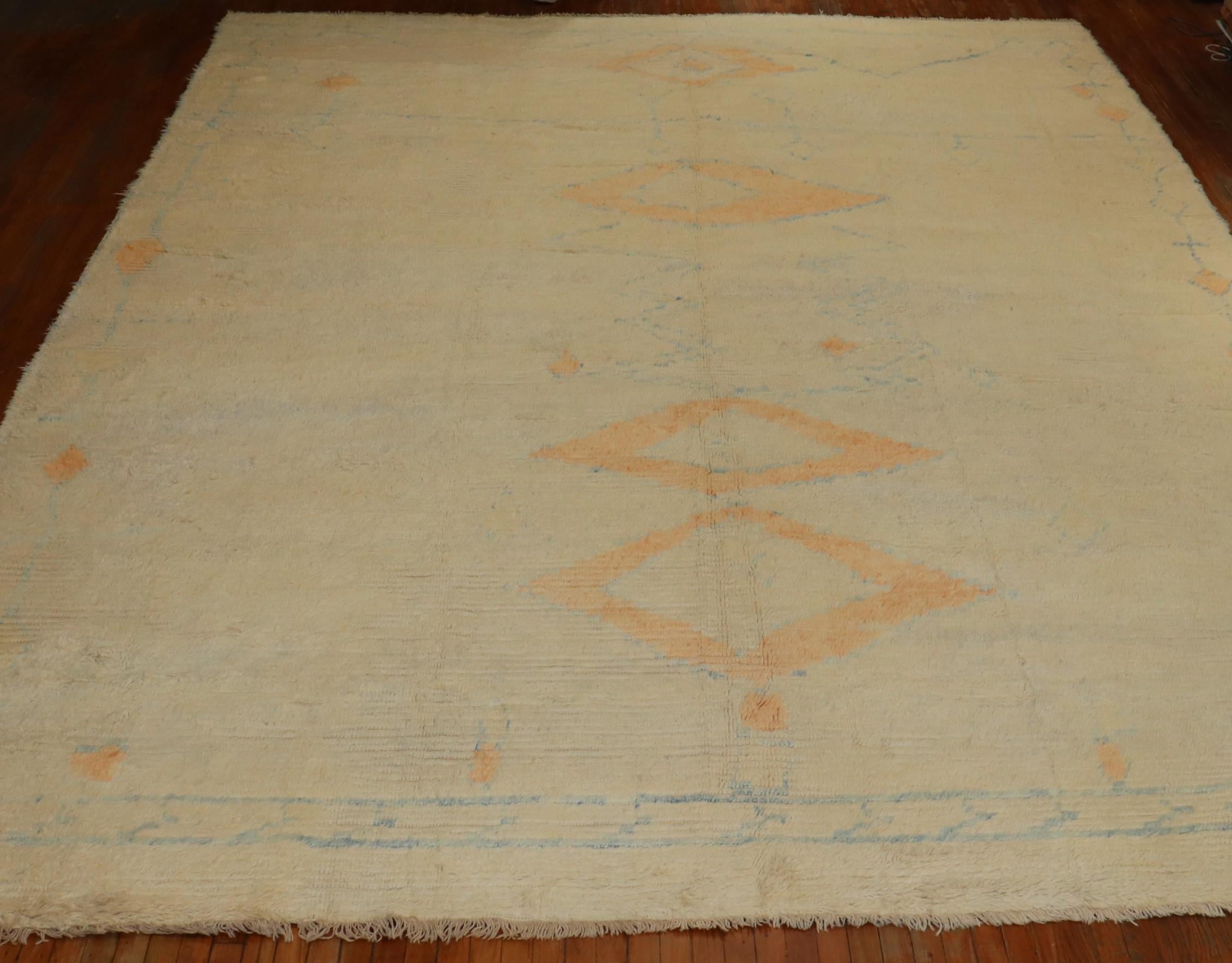 Abstract Oversize Cream Orange Light Turkish Shag Rug For Sale 2