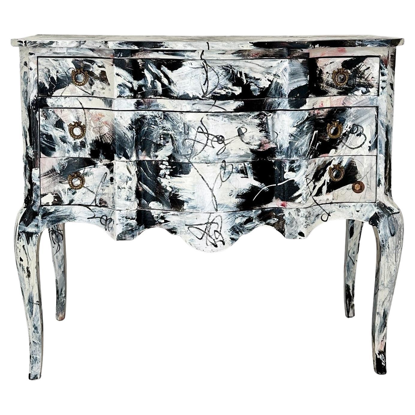 Commode in stile barocco dipinto astrattamente in bianco e nero, Felix Bachmann, 2024 in vendita