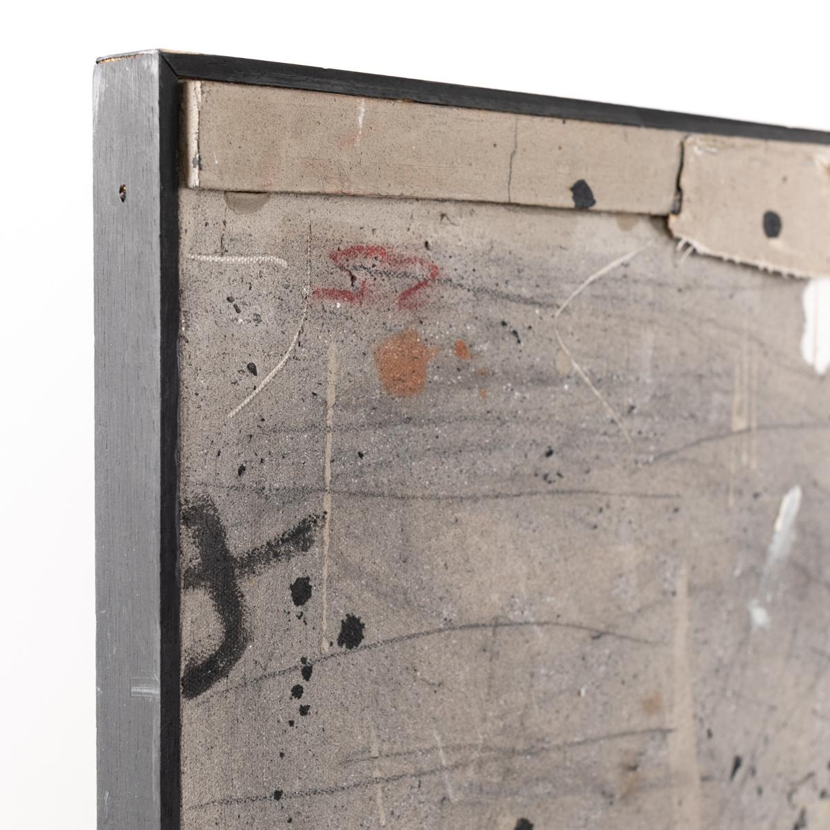 Abstraktes Gemälde in Mischtechnik in Grau-Weiß-Rat-Schwarz von Hassan Bourkia, 2008 im Angebot 8