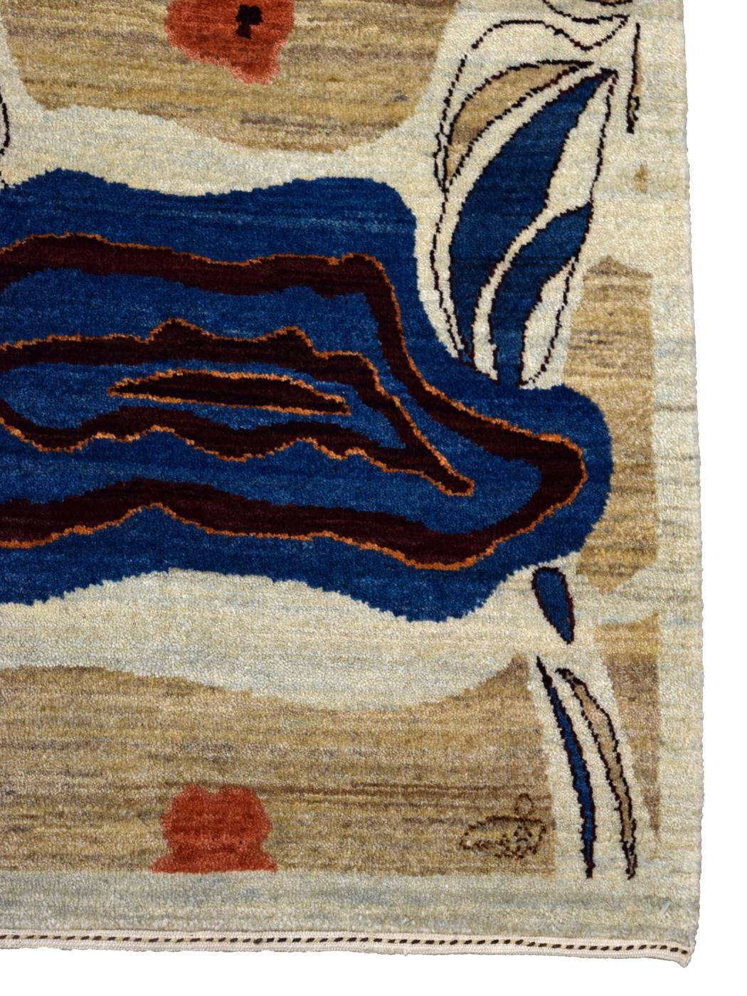 Tintura vegetale Tappeto persiano astratto con curve ispirate all'Art Nouveau in blu e crema, 4' x 6' in vendita