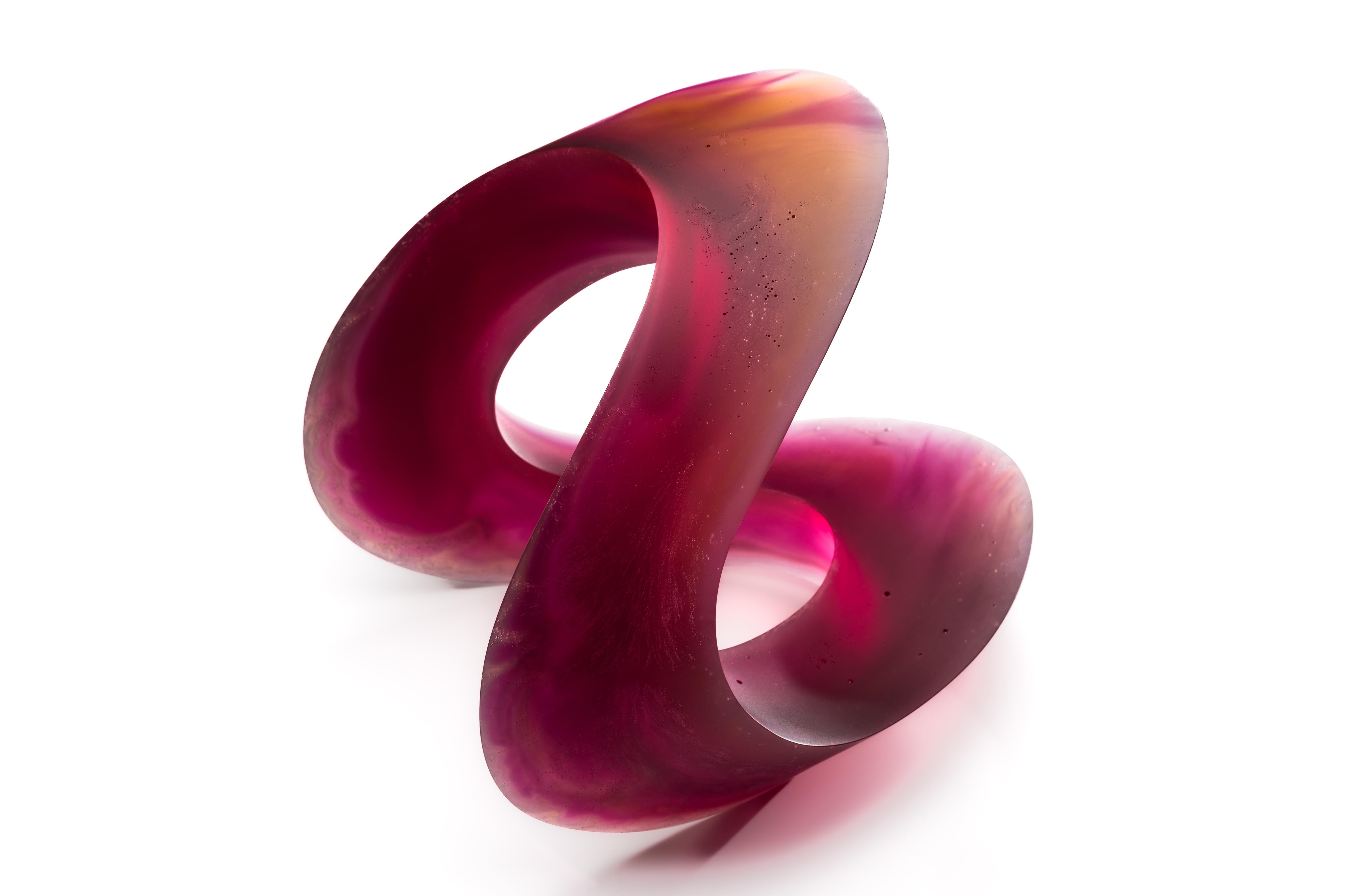 Abstrakte lila Glasskulptur, Heike Brachlow im Angebot 1