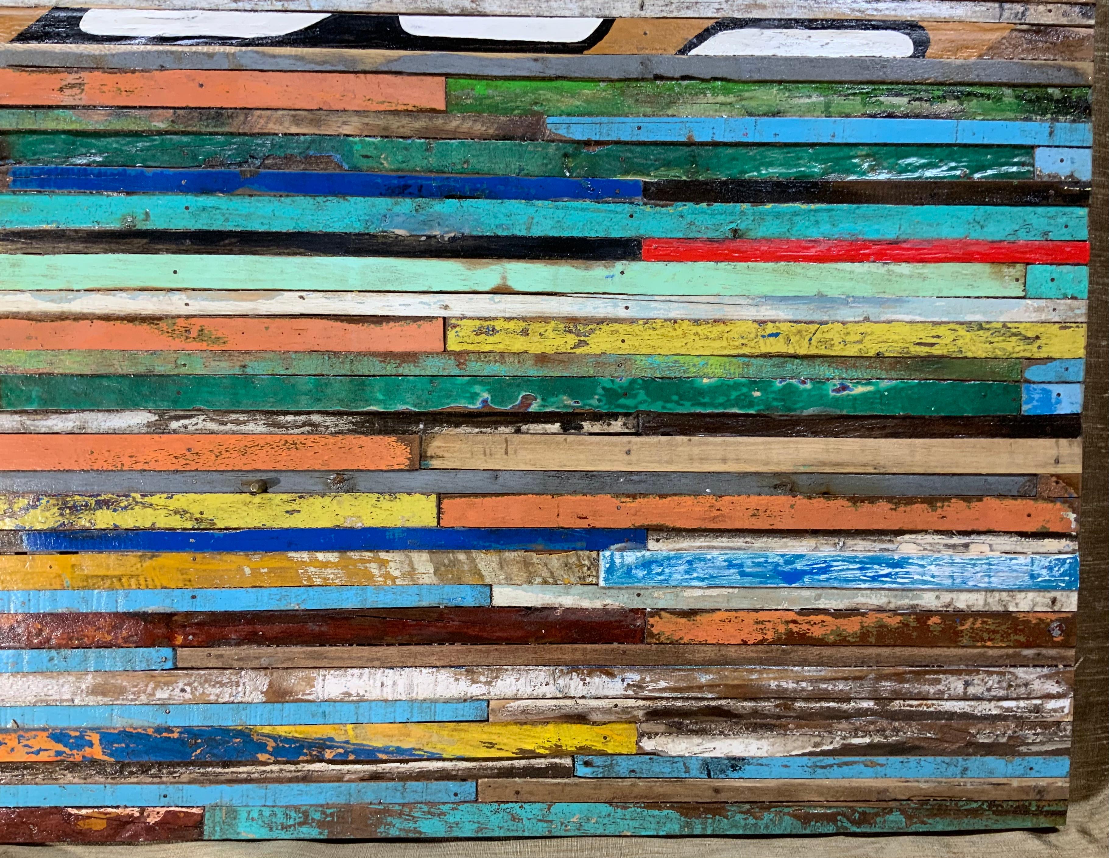 Abstract Reclaimed Wood Wall Sculpture In Good Condition For Sale In Delray Beach, FL