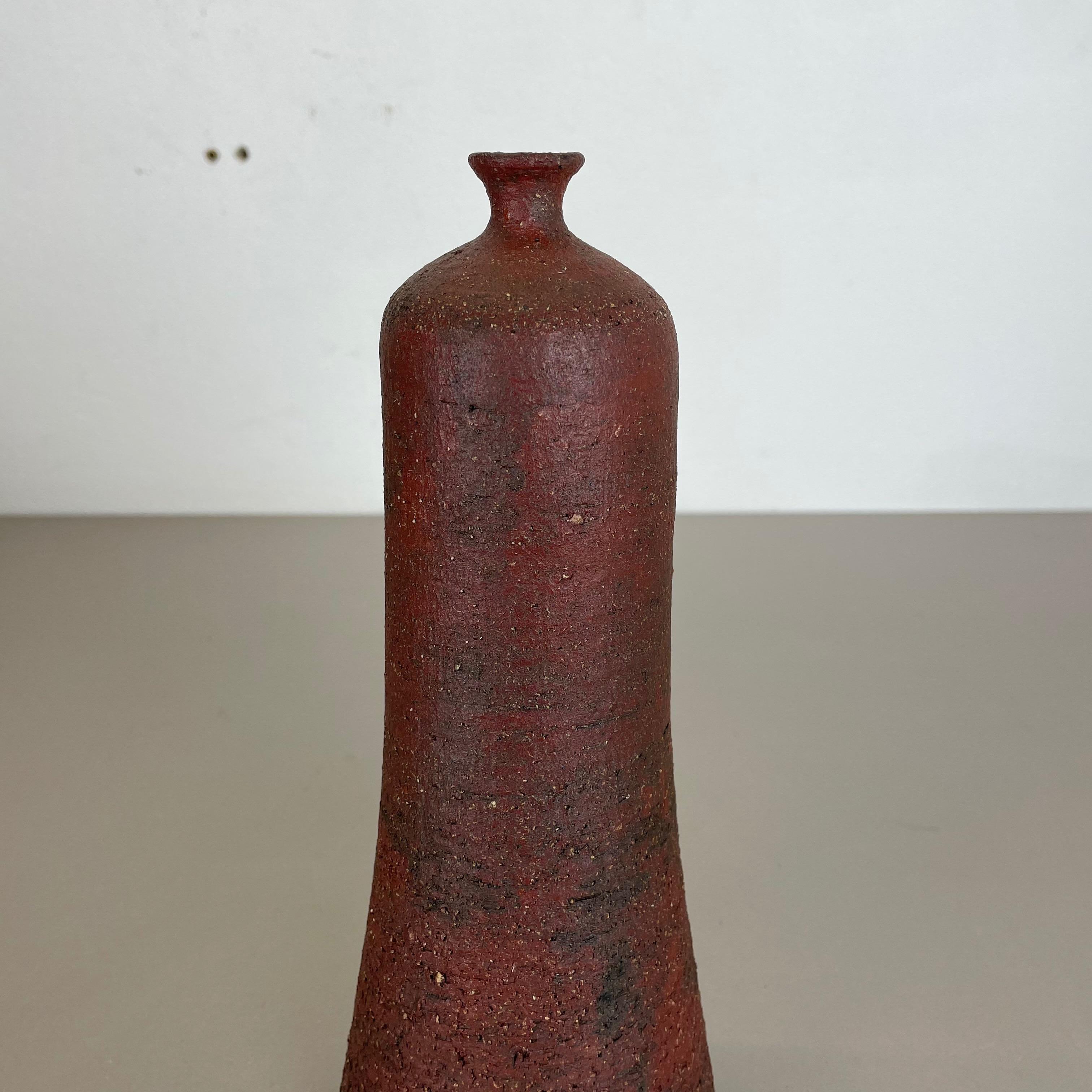 Abstract red Ceramic Studio Pottery Vase by Gerhard Liebenthron, Germany, 1970s For Sale 5