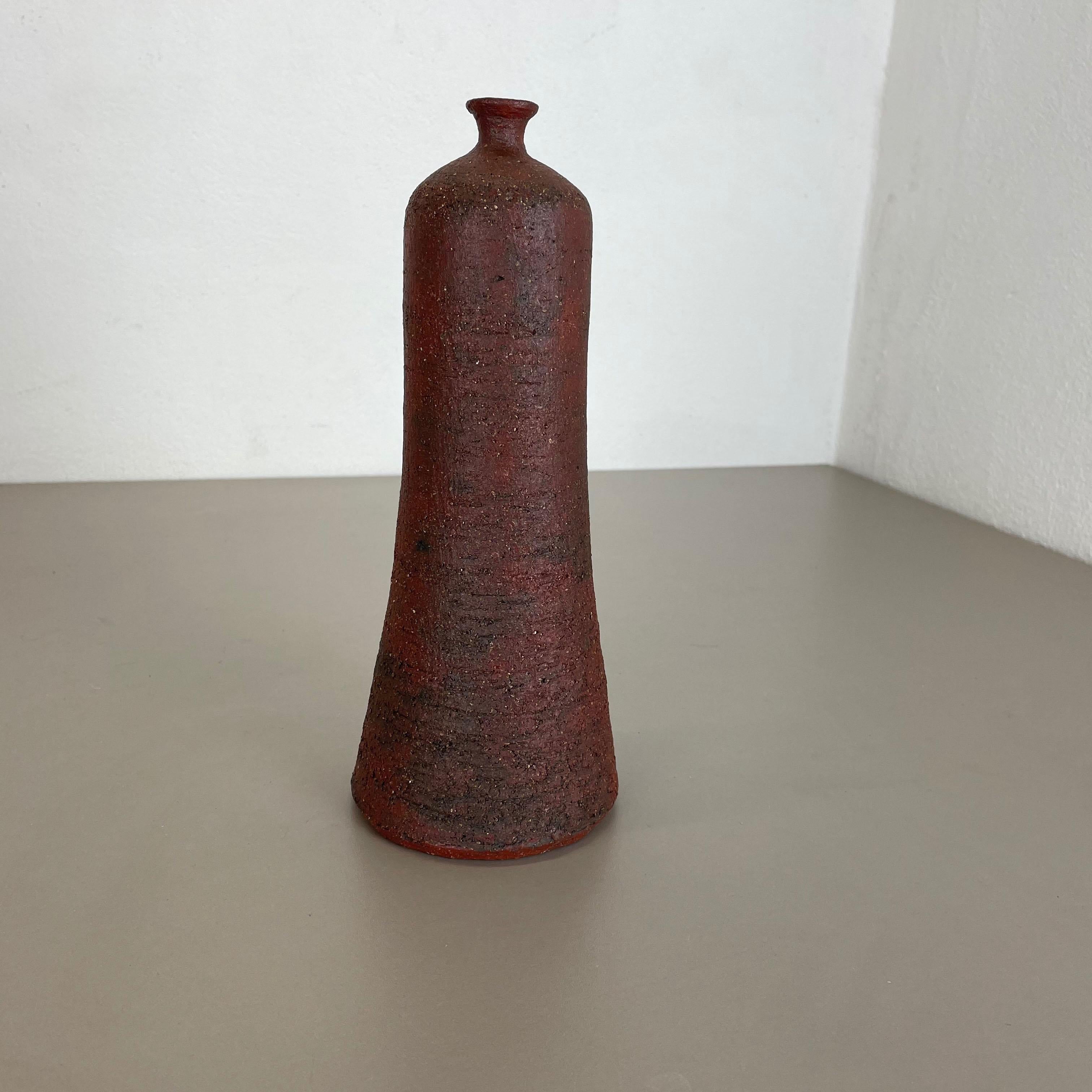 Mid-Century Modern Abstract red Ceramic Studio Pottery Vase by Gerhard Liebenthron, Germany, 1970s For Sale