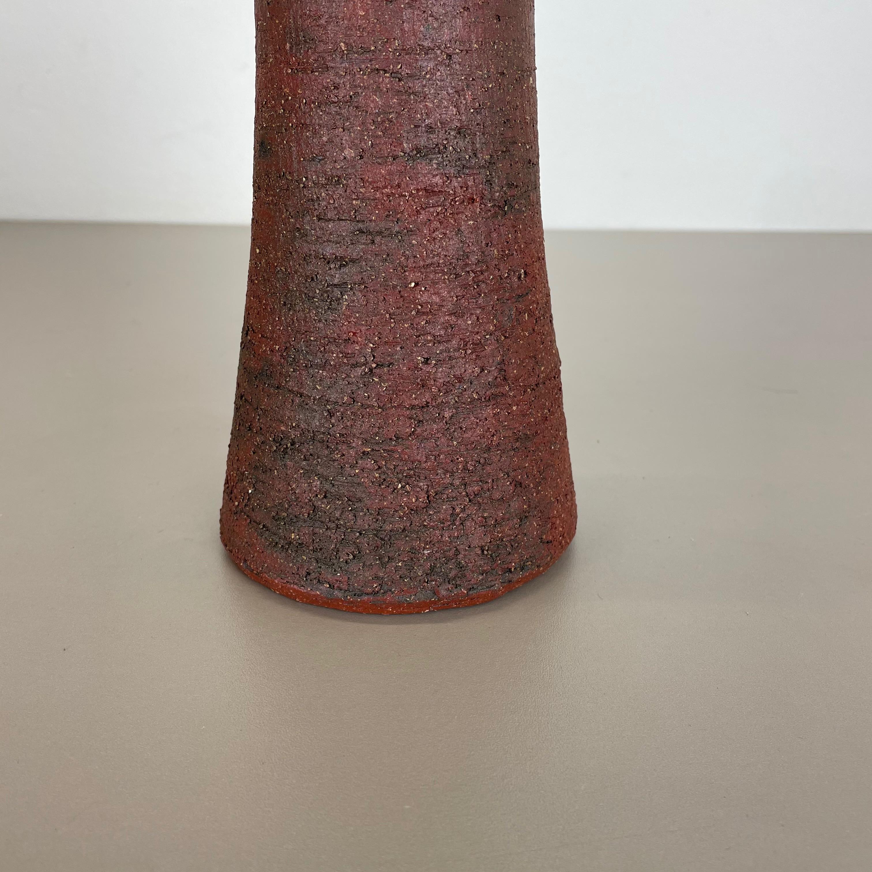 Abstract red Ceramic Studio Pottery Vase by Gerhard Liebenthron, Germany, 1970s For Sale 1