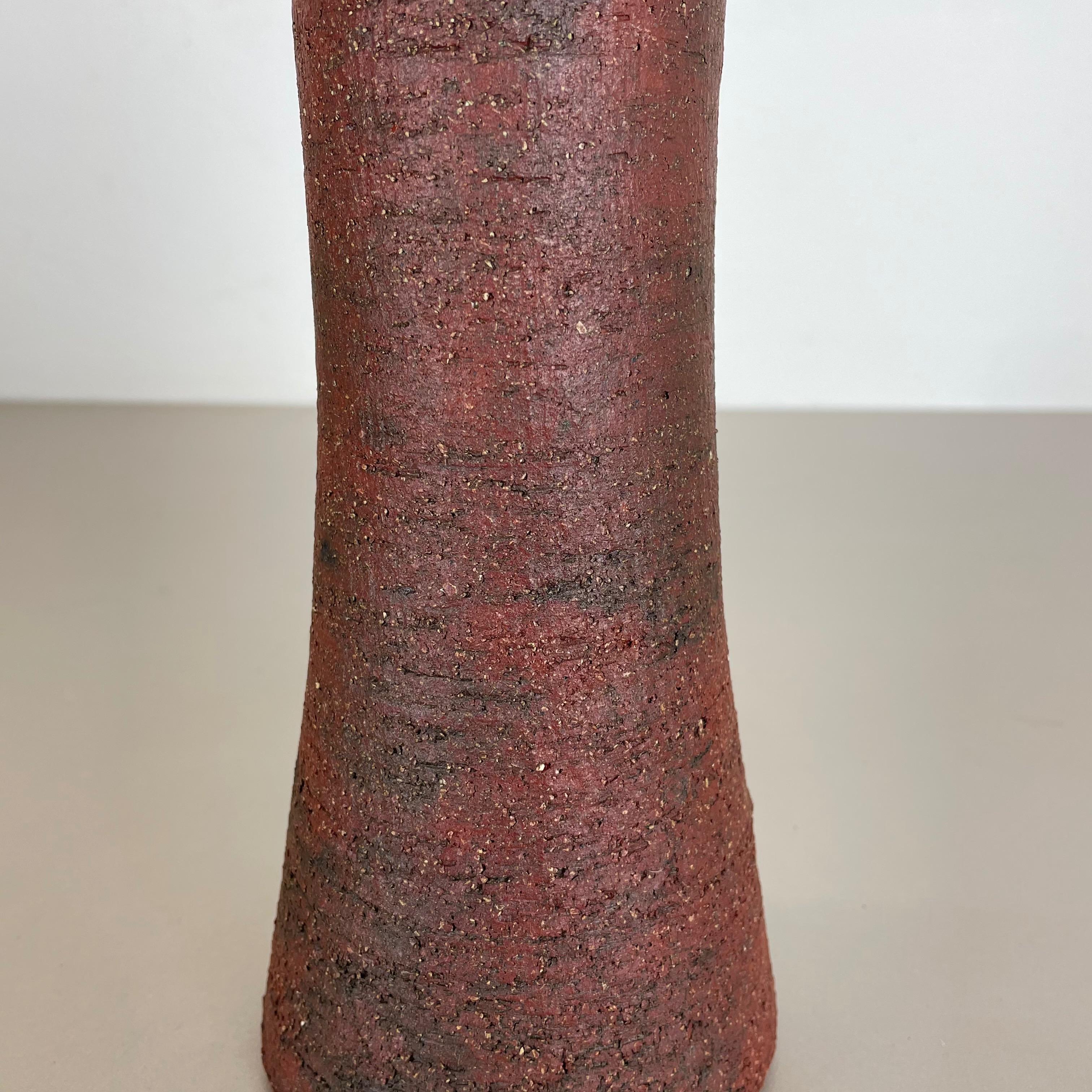 Abstract red Ceramic Studio Pottery Vase by Gerhard Liebenthron, Germany, 1970s For Sale 2