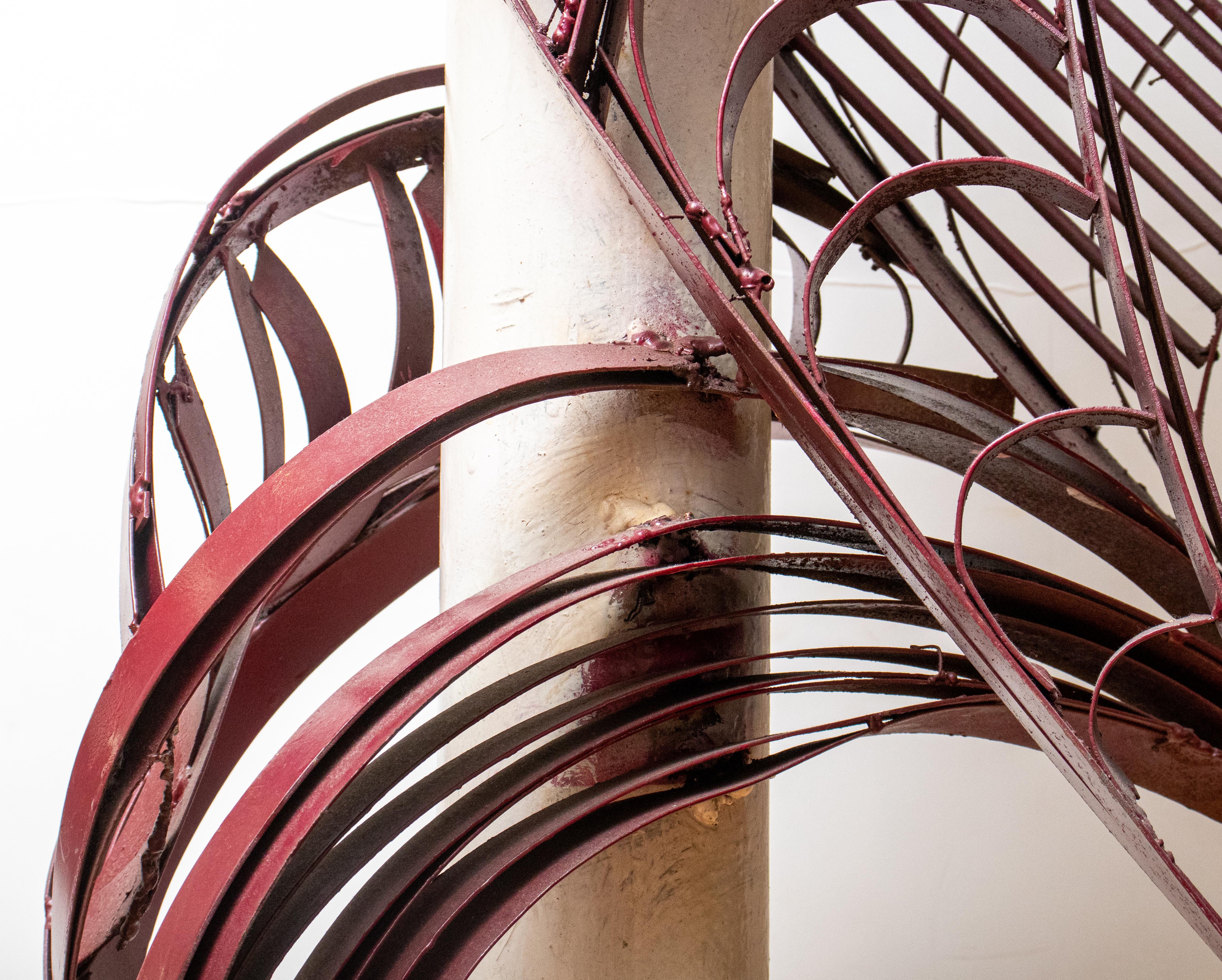 Abstract Red Metalwork Sculpture on Stand In Good Condition For Sale In New York, NY