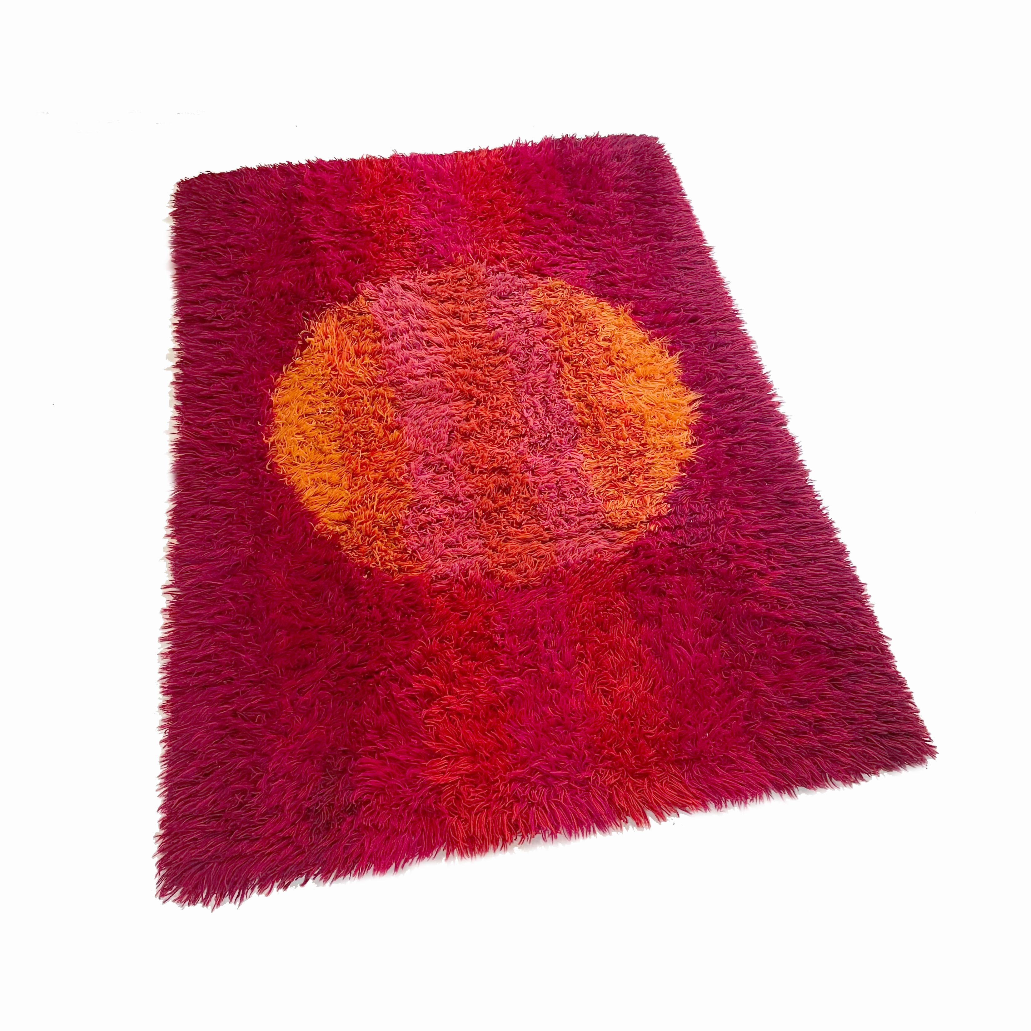 Abstract Scandinavian High Pile Panton Style Rya Rug Carpet, Sweden, 1970s 8