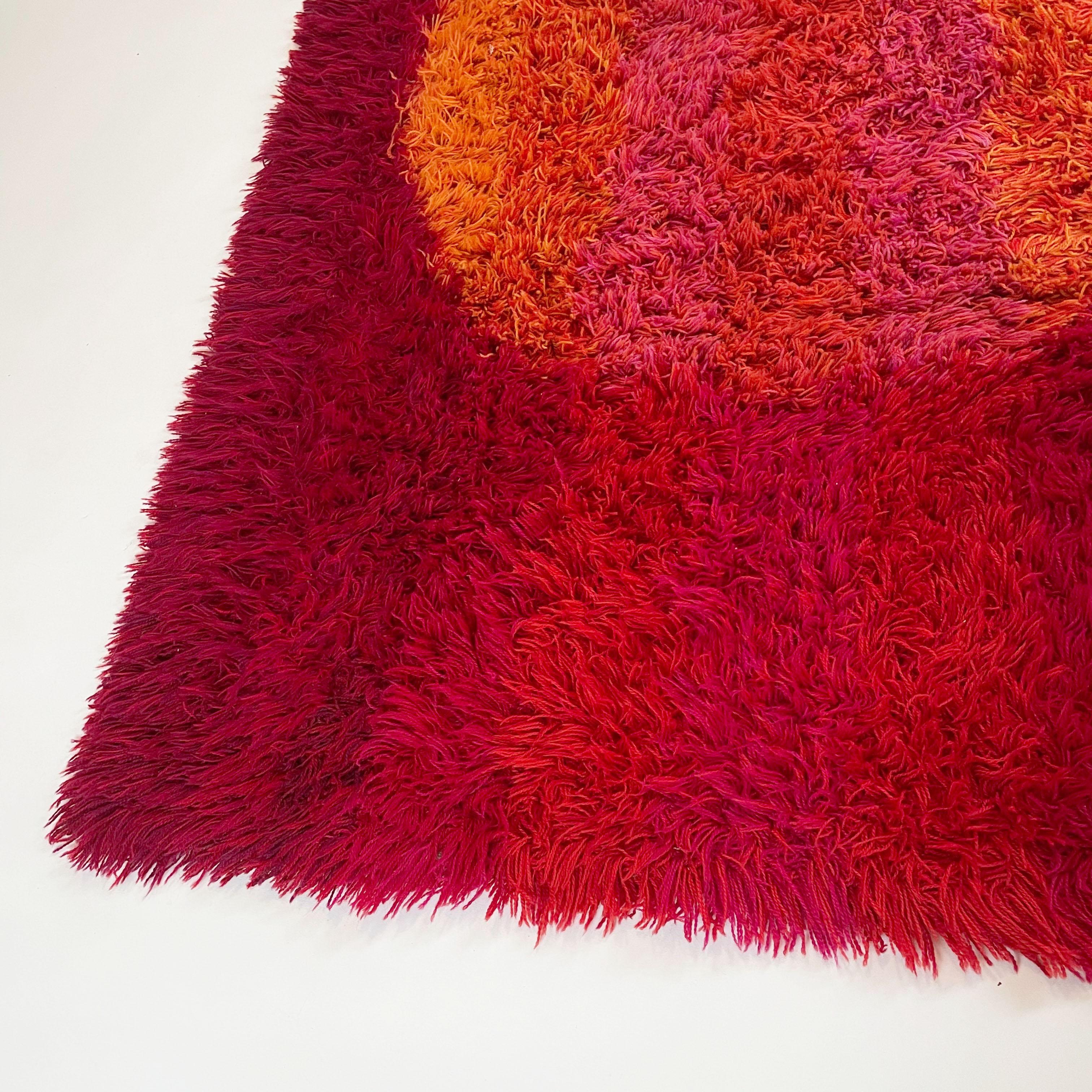 Abstract Scandinavian High Pile Panton Style Rya Rug Carpet, Sweden, 1970s 2