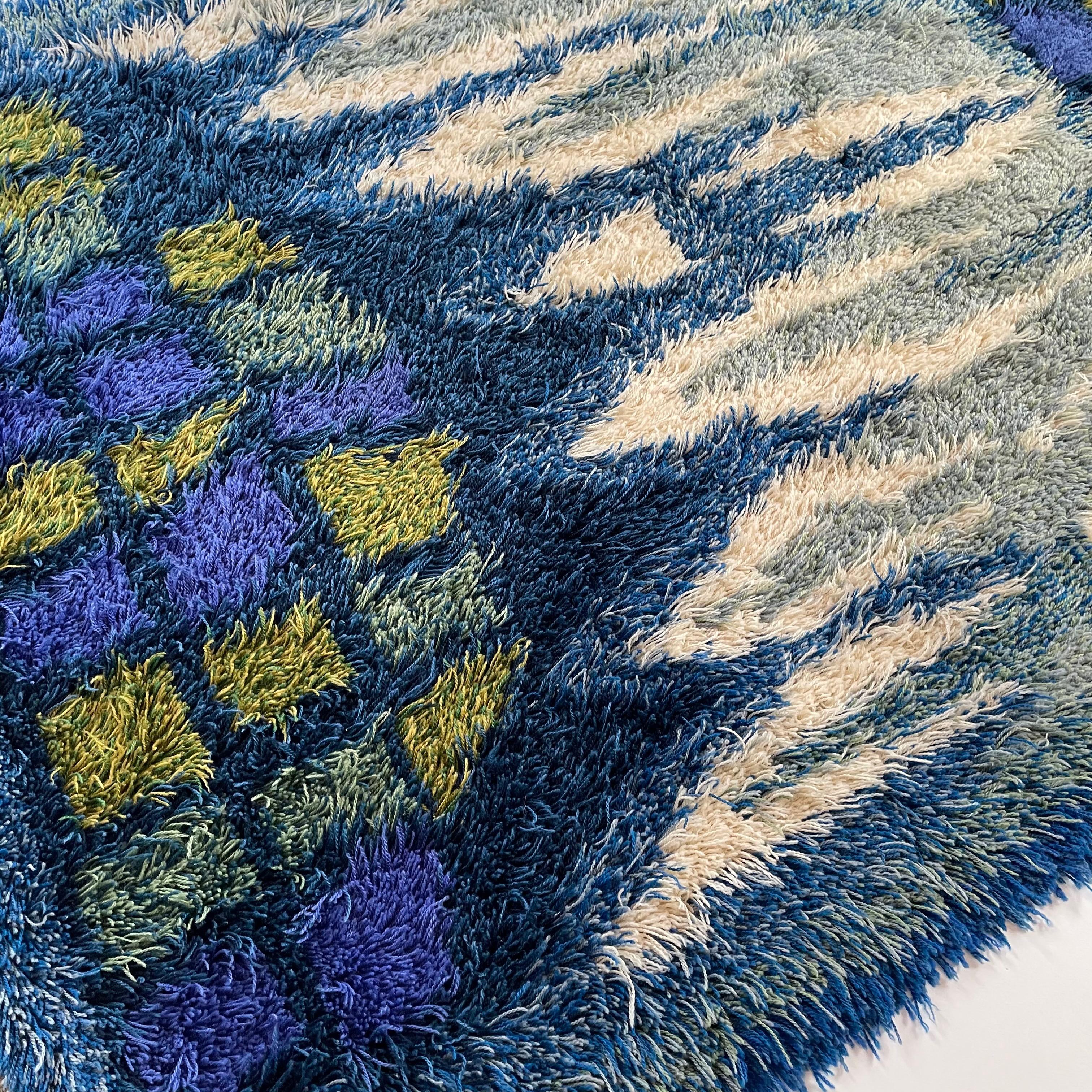 Laine Tapis Rya scandinave abstrait multicolore à poils hauts, Suède, années 1960 en vente