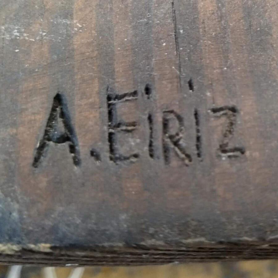 Escultura abstracta de Antonia Eiriz Vázquez siglo XX en venta
