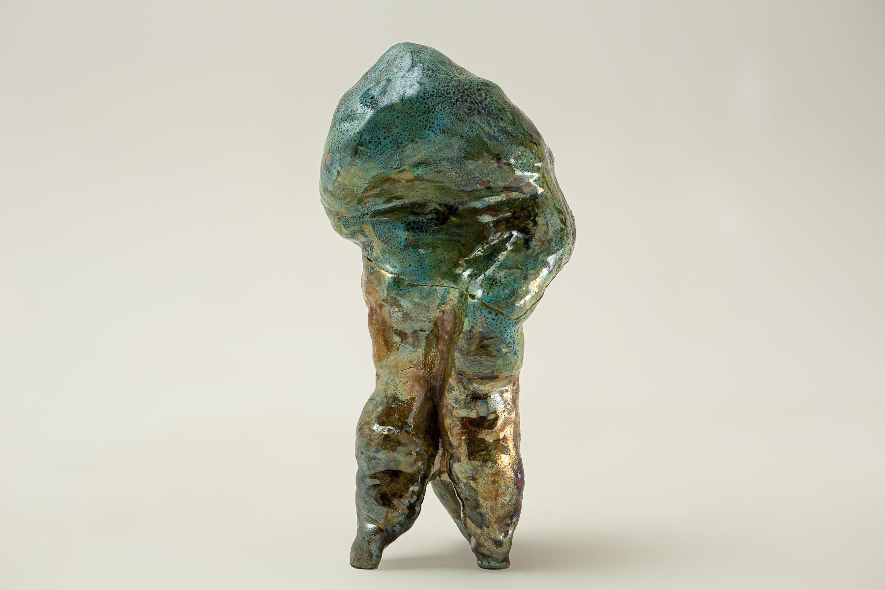 Polonais Sculpture abstraite, céramique, raku. Cycle verrouillé dans une coque en vente