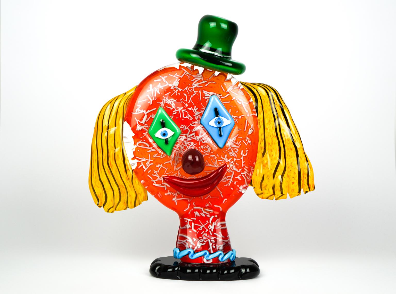 This work, abstract sculpture Clown, made in Murano glass by the famous master glassmaker Badioli Francesco. Single work of rare beauty, full of shades of color, handmade using solid glass and signed by cold engraving from the glass master.