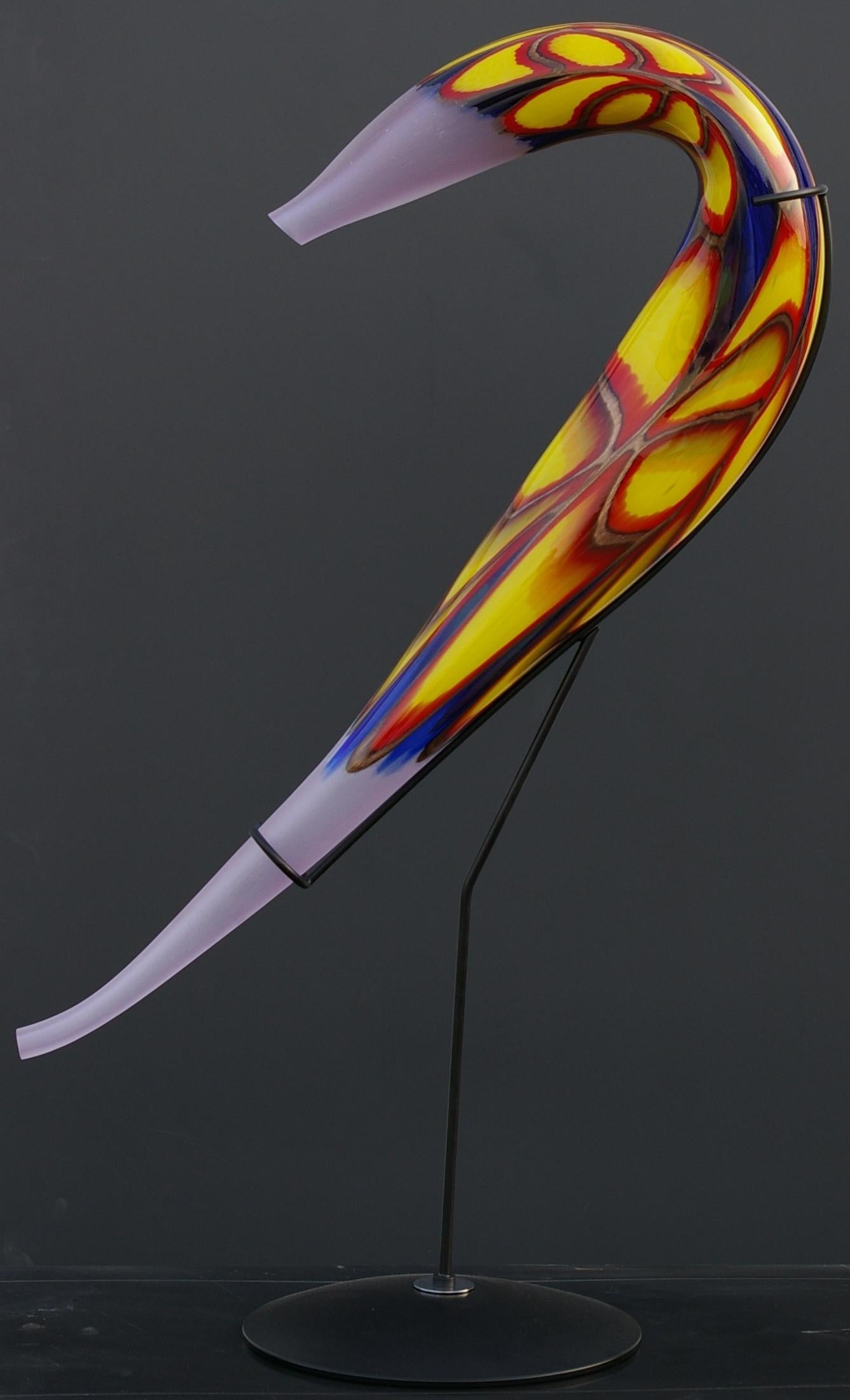 Murano künstlerisches Glas. Die künstlerische Glasskulptur aus Murano ist ein kreativer und natürlicher Ausdruck des Künstlers Eros Raffael, hergestellt aus mundgeblasenem Murano-Glas von Eros Raffael, in dieser Skulptur sind sie in perfekte