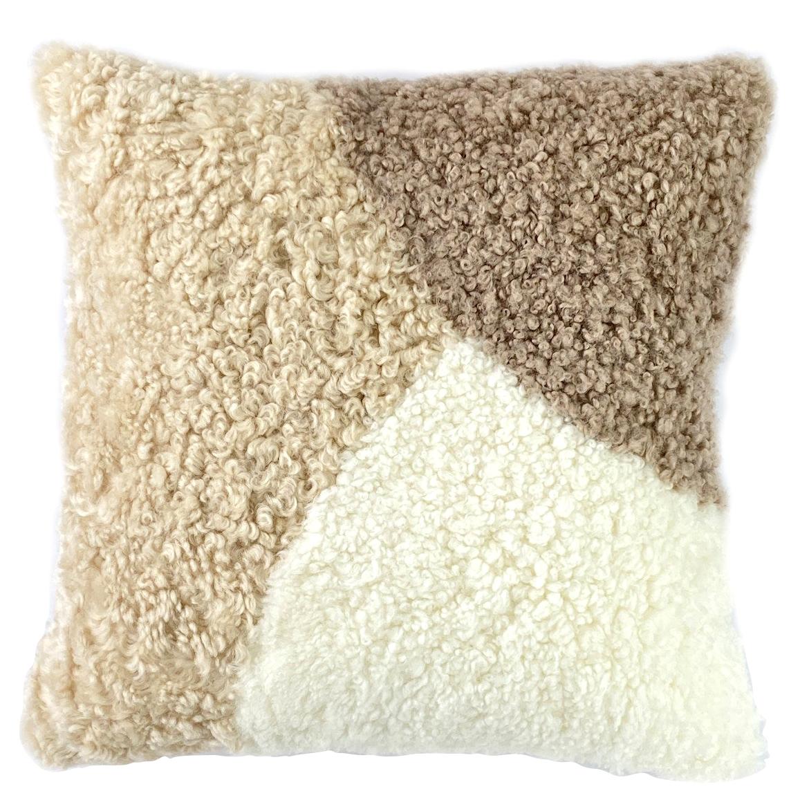Boucle Pillow Abstract Shearling - Natural Pebbles For Sale