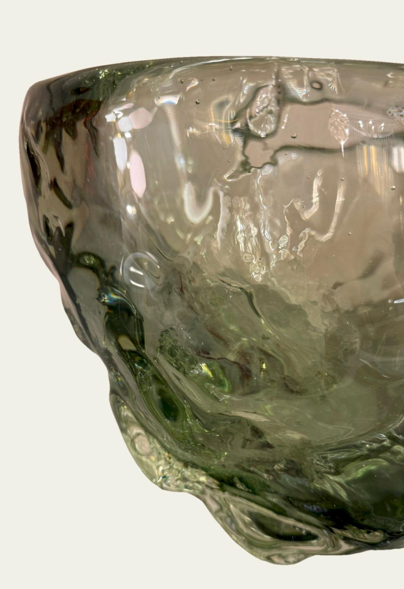 Vaso astratto corto in vetro di Murano Glass Sommerso Green In condizioni Nuovo in vendita a New York, NY
