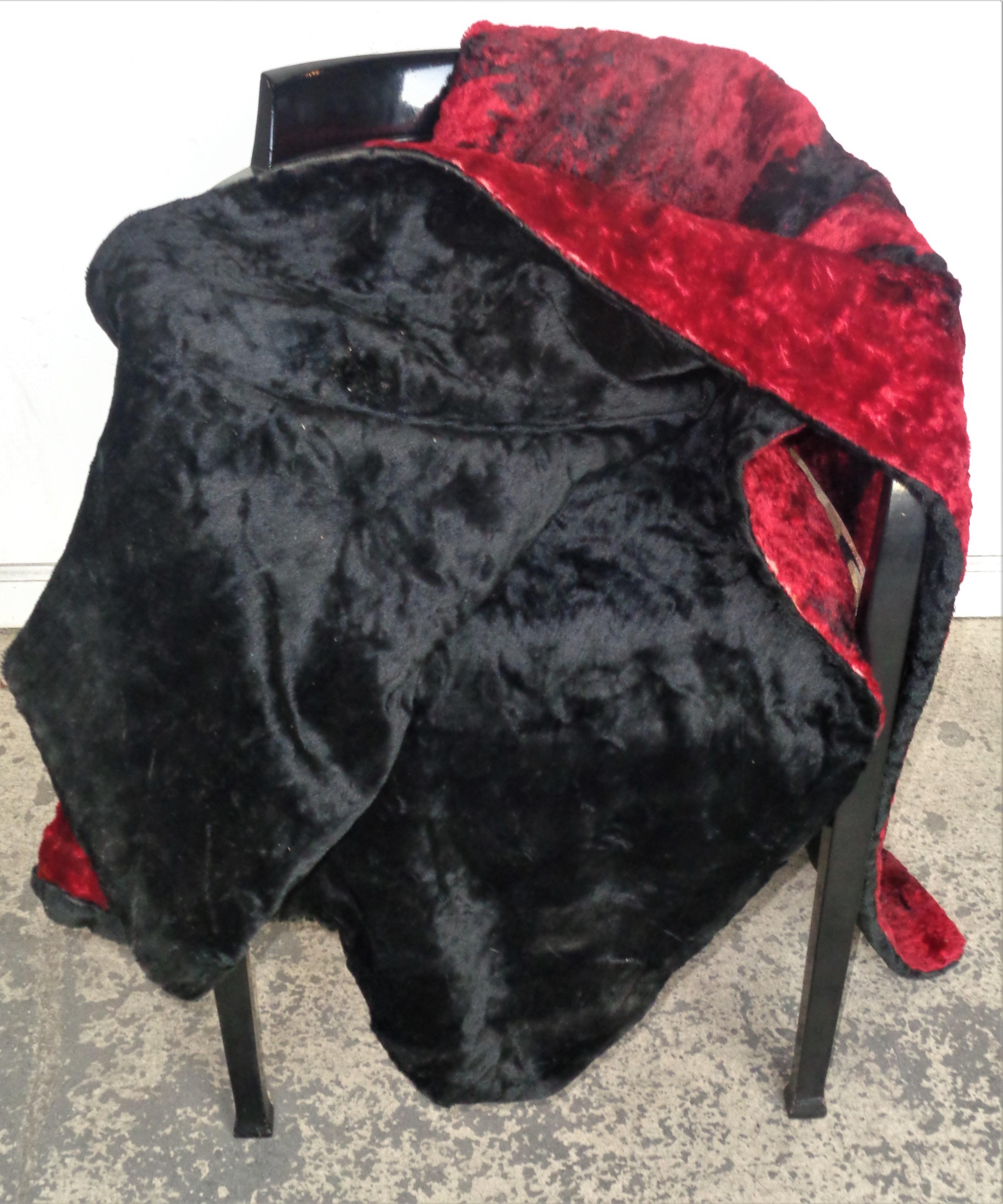 Hand-Knotted Abstract Splotch Mohair Chair Sofa Throw Blanket, 1930's For Sale