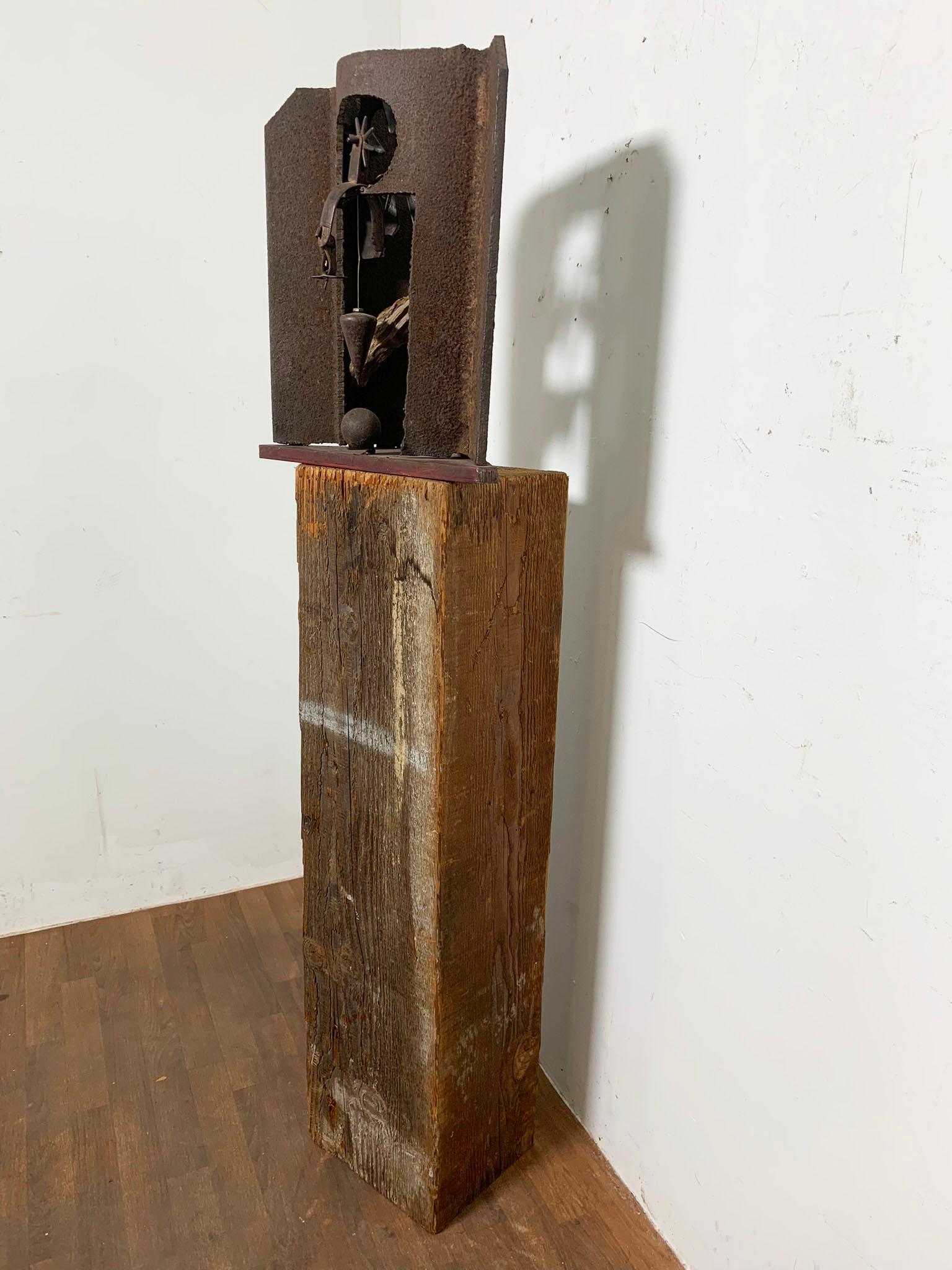 Abstract Steel Floor Sculpture by Mayer Spivack, Circa 1980s For Sale 3