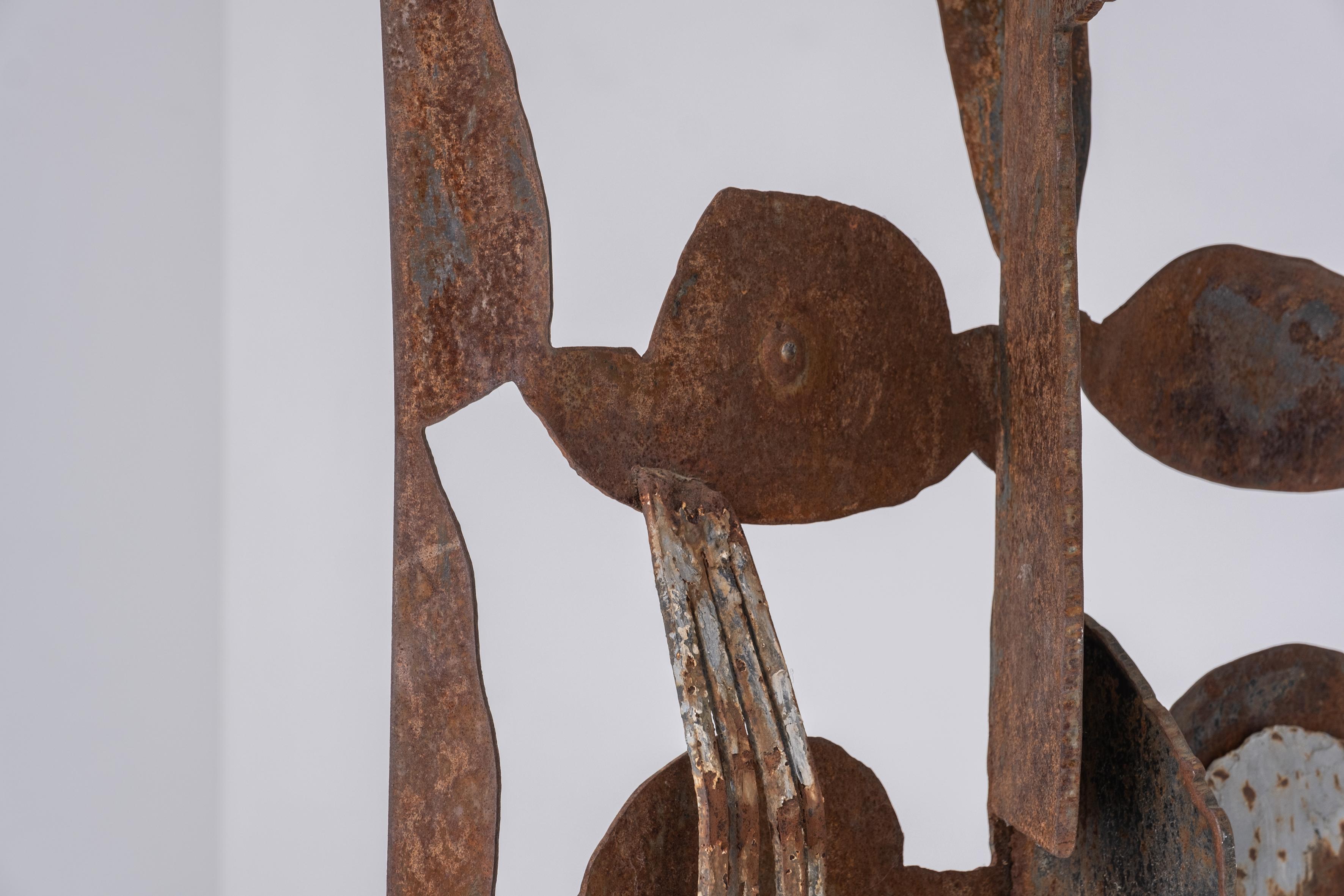 Mid-20th Century Abstract steel sculpture, designed and manufactured in the late 1960s.  For Sale