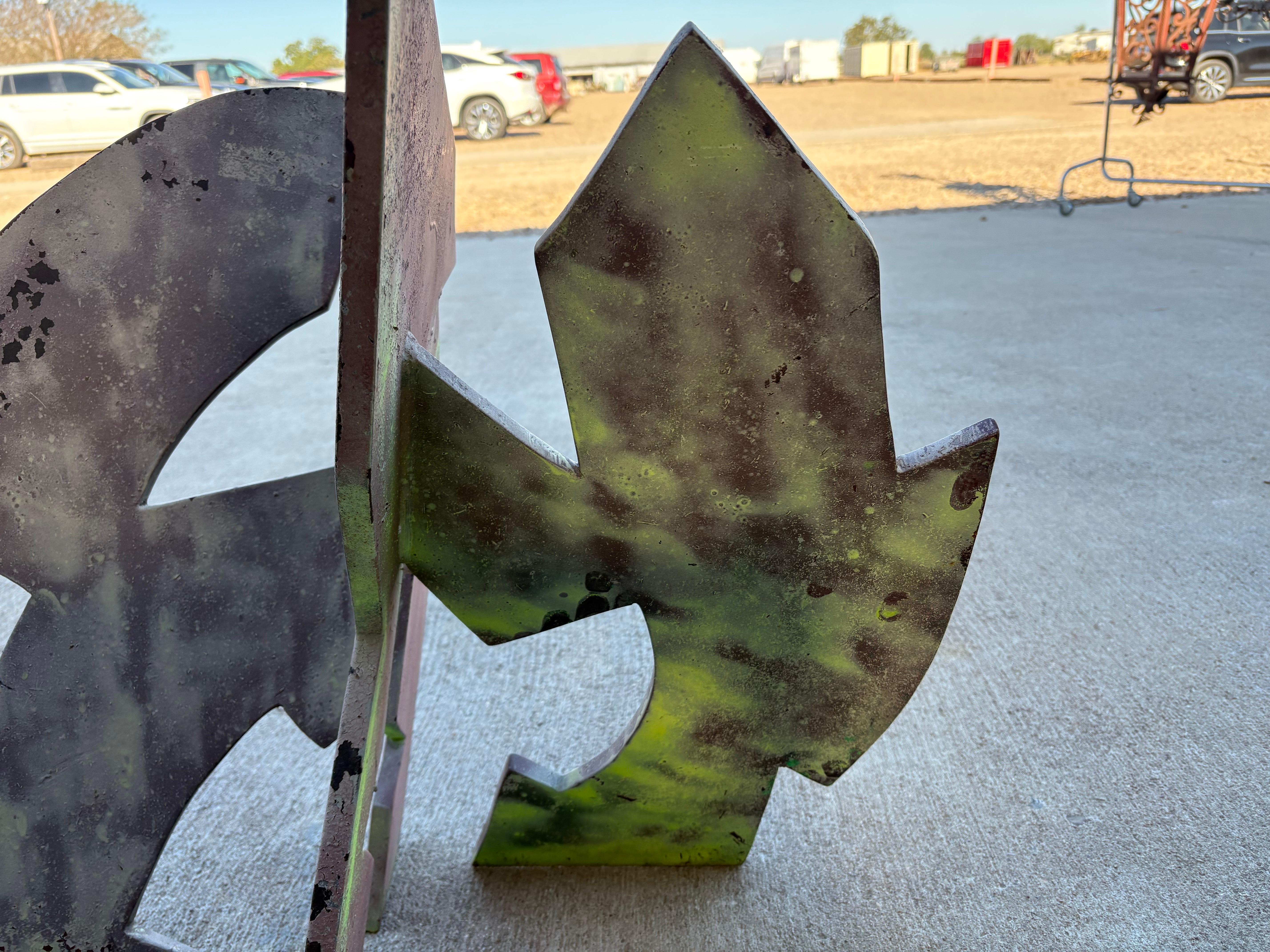 Industriale Scultura astratta in acciaio in vendita