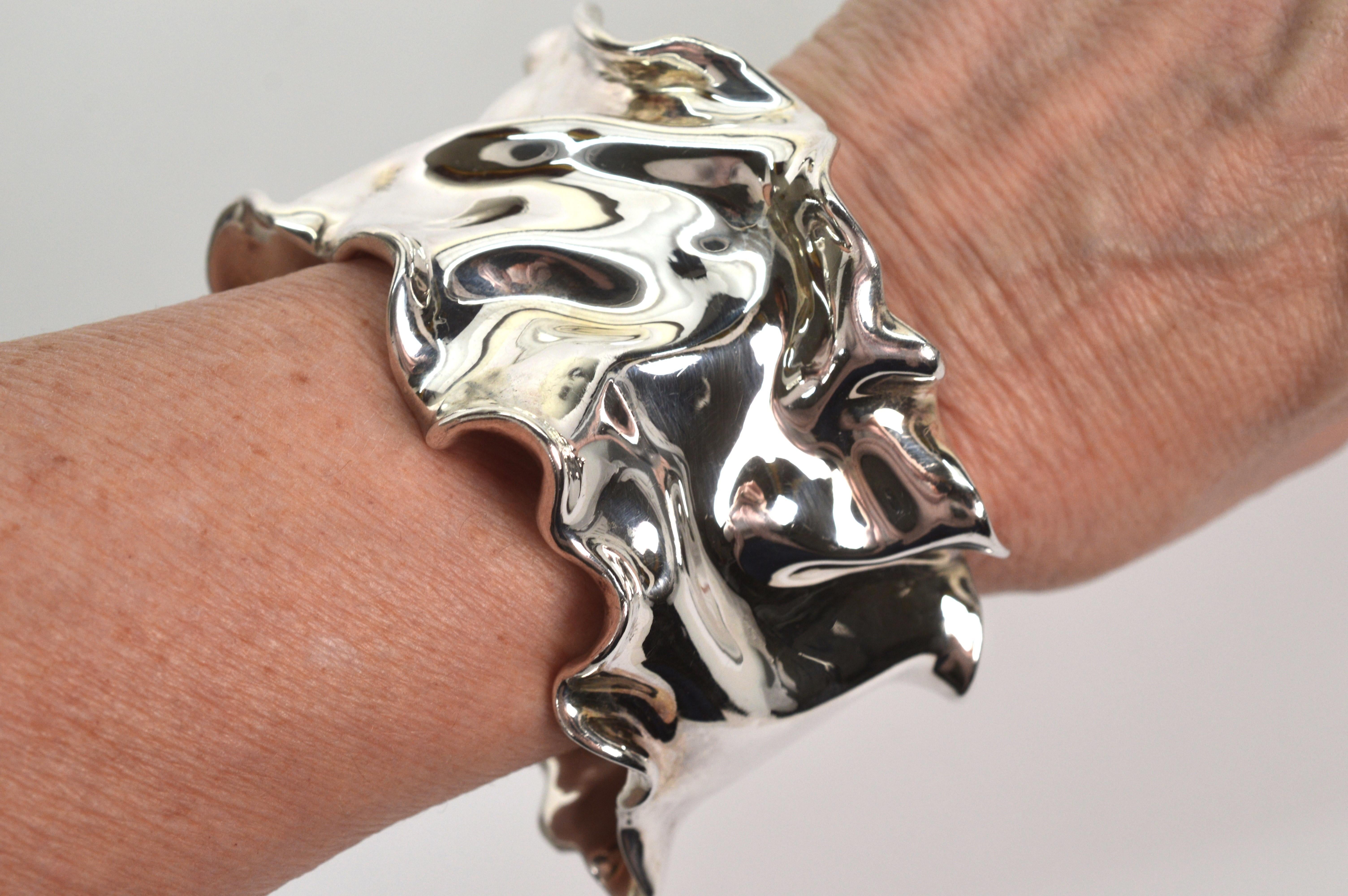 Abstract Sterling Silver Cuff Bracelet In Excellent Condition In Mount Kisco, NY