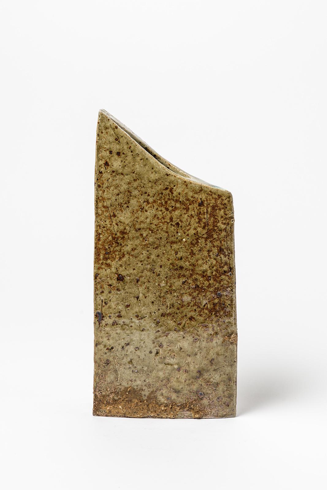 Jarrón abstracto de cerámica de gres de Claude Gaget Realizado hacia 1980 La Borne Francés en venta