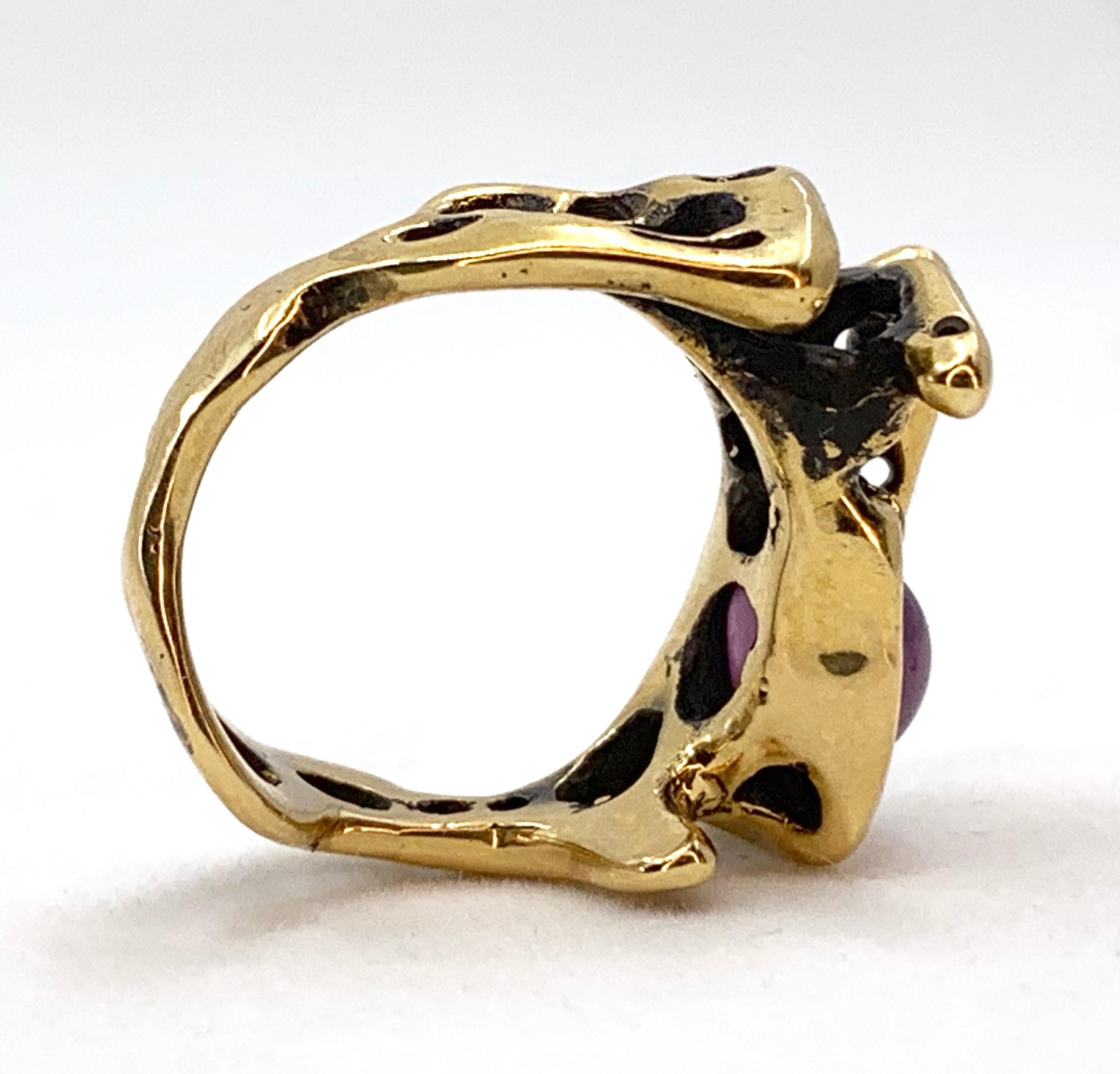 Abstract Studio Ring in 18 Karat Yellow Gold with 3.5 Carat Ruby Cabochon For Sale 12