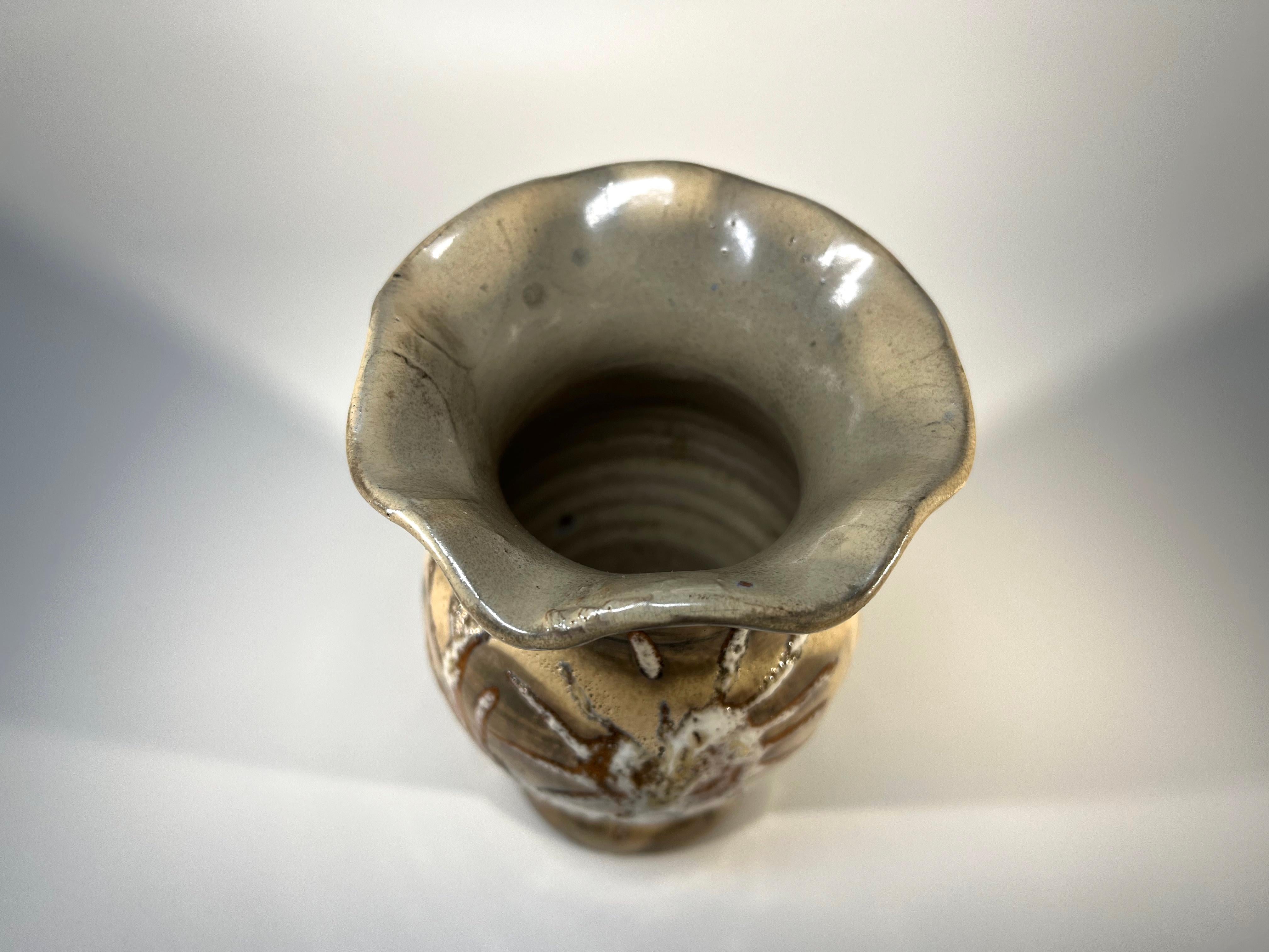 Ceramica Vaso astratto da studio con girasole di Vallauris, Francia - Smalto lustro applicato in vendita