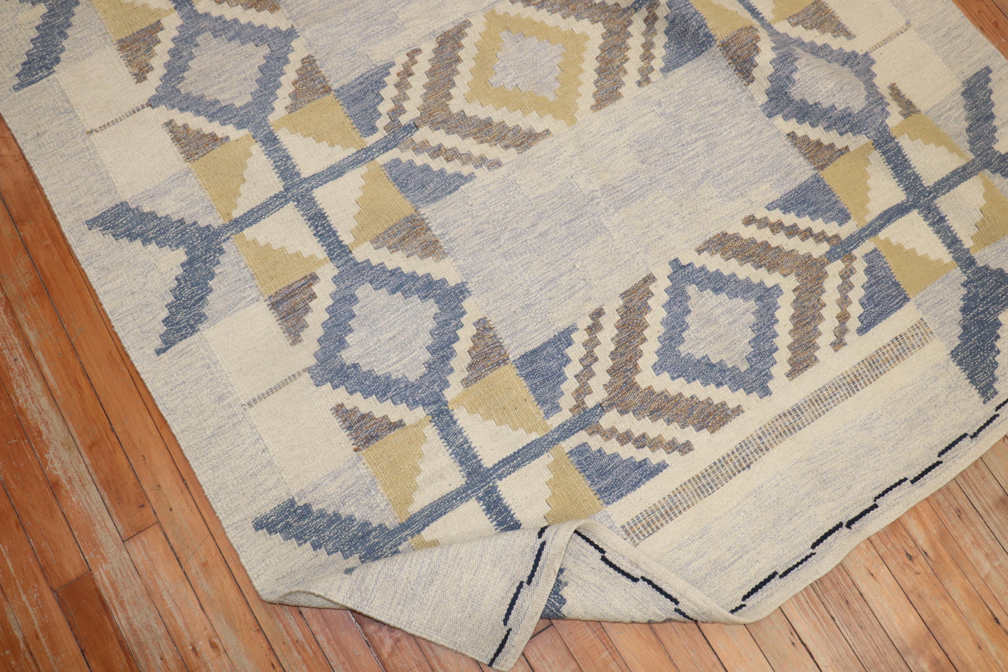 Hand-Knotted Abstract Swedish Kilim For Sale