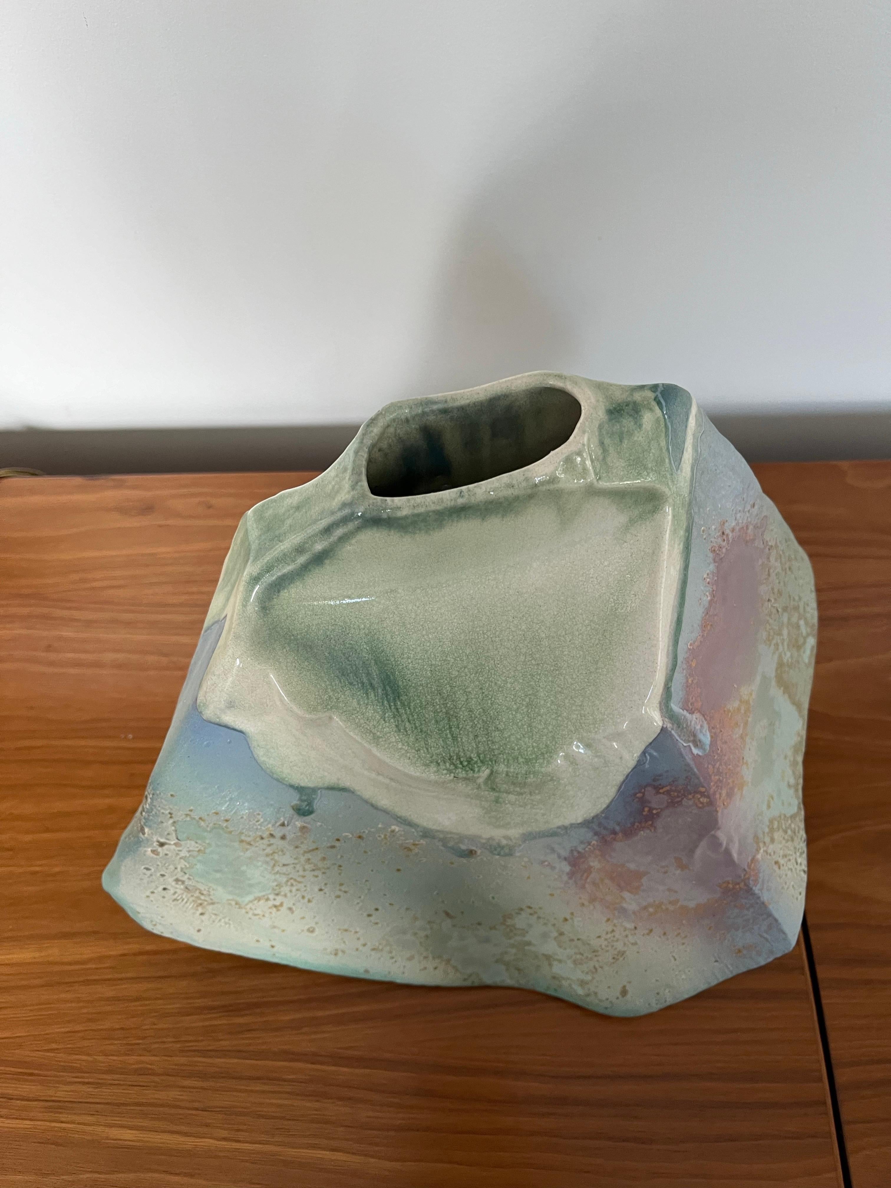 Vernissé Vase en poterie abstraite Tony Evans Raku en vente
