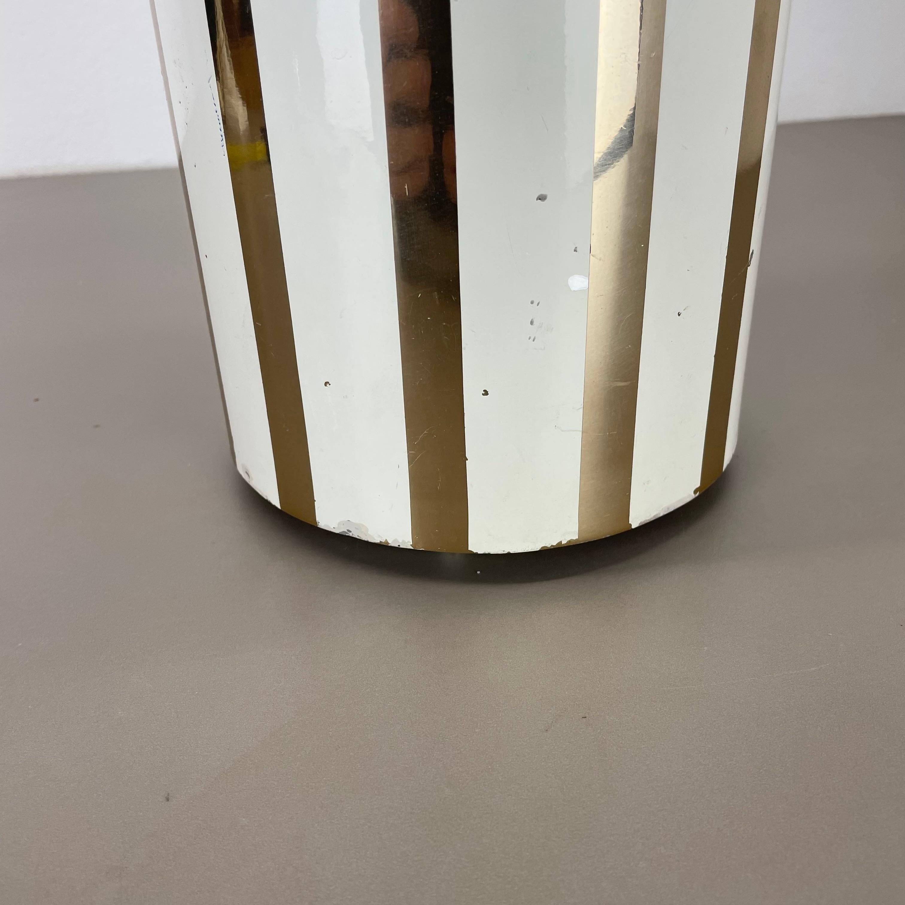 Porte-parapluies abstrait en métal tubulaire dans le style de Piero Fornasetti, Italie, années 1950 en vente 5