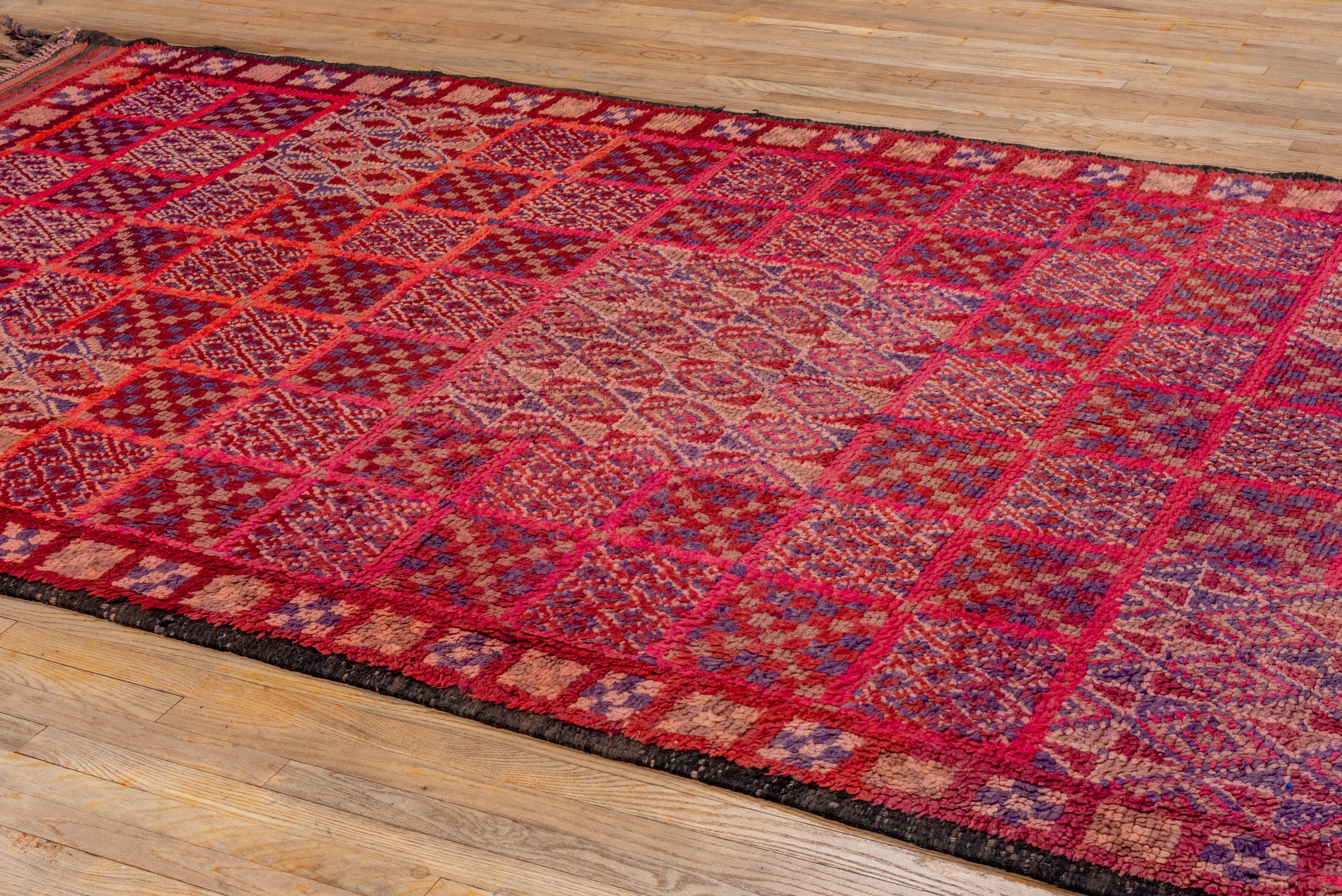 Abstract Variety Rug in Cherry Red In Good Condition For Sale In New York, NY