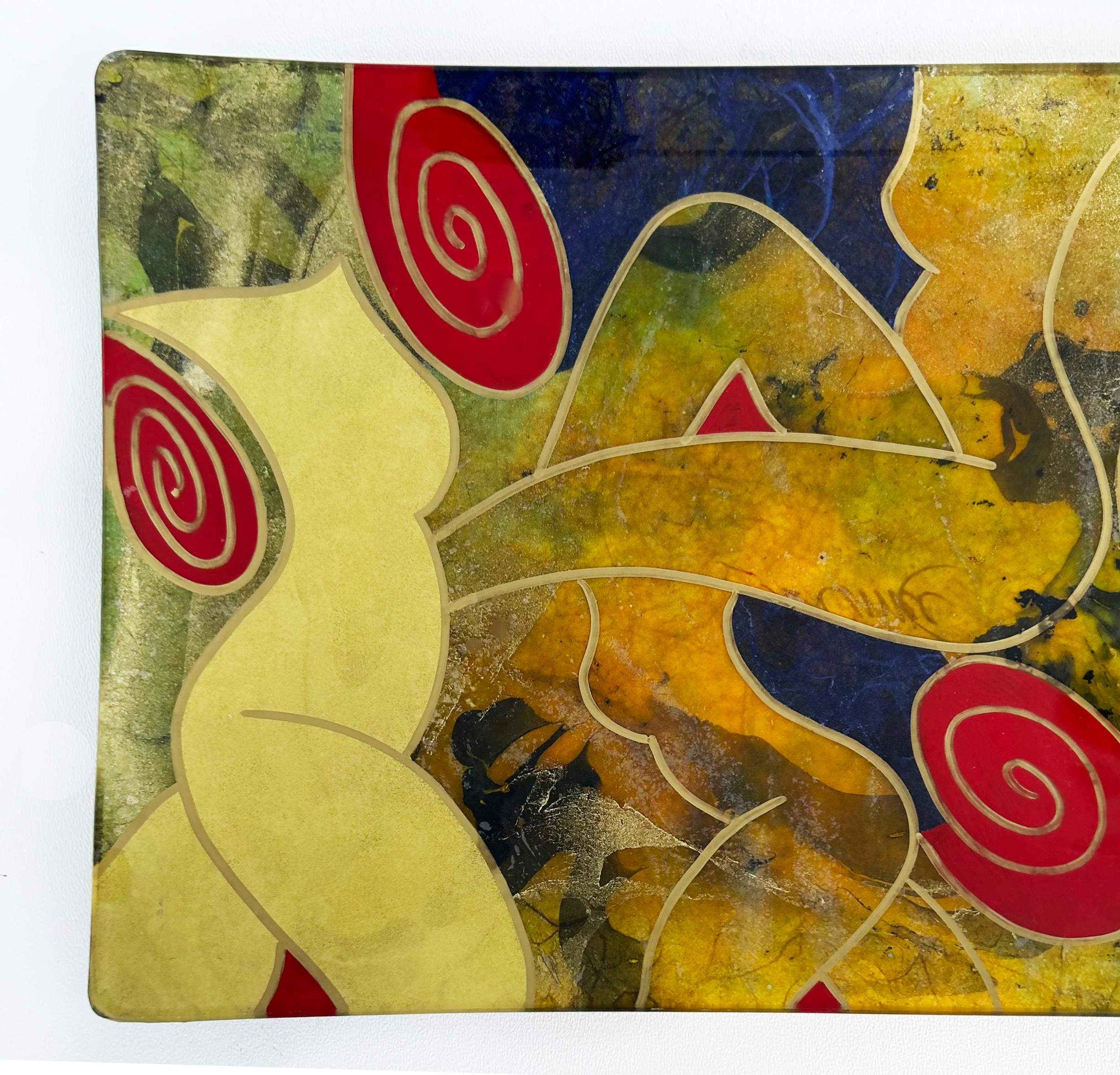 Abstract Verre Églomisé Reverse Painted Nudes Glass Tray, Signed

Offered for sale is a verre églomisé reverse painted figurative glass tray. The tray has nude figures painted and is illegibly signed on the verso. The composition is beautifully