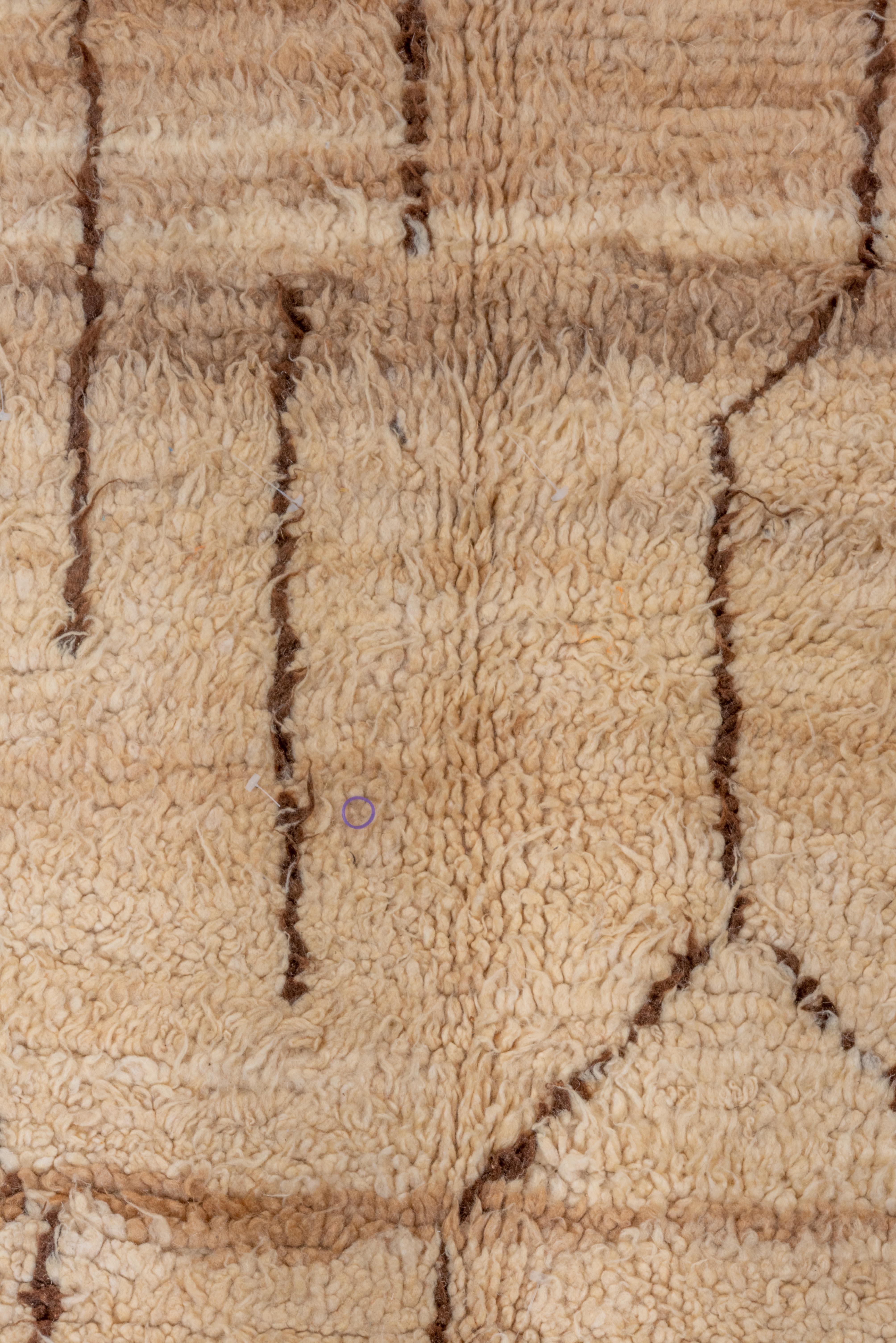 Alfombra marroquí Pueblo Abstracto en Bueno estado para la venta en New York, NY