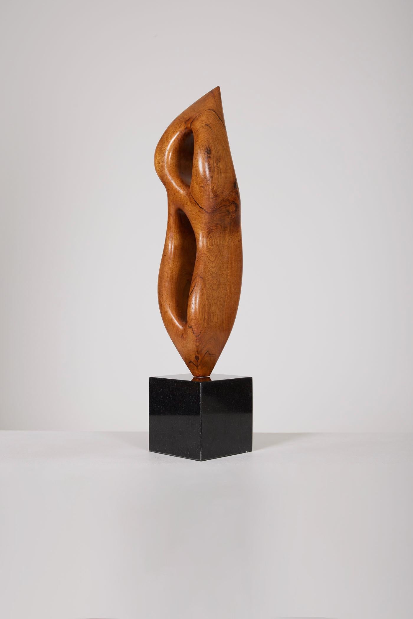  Sculpture abstraite en bois en vente 1